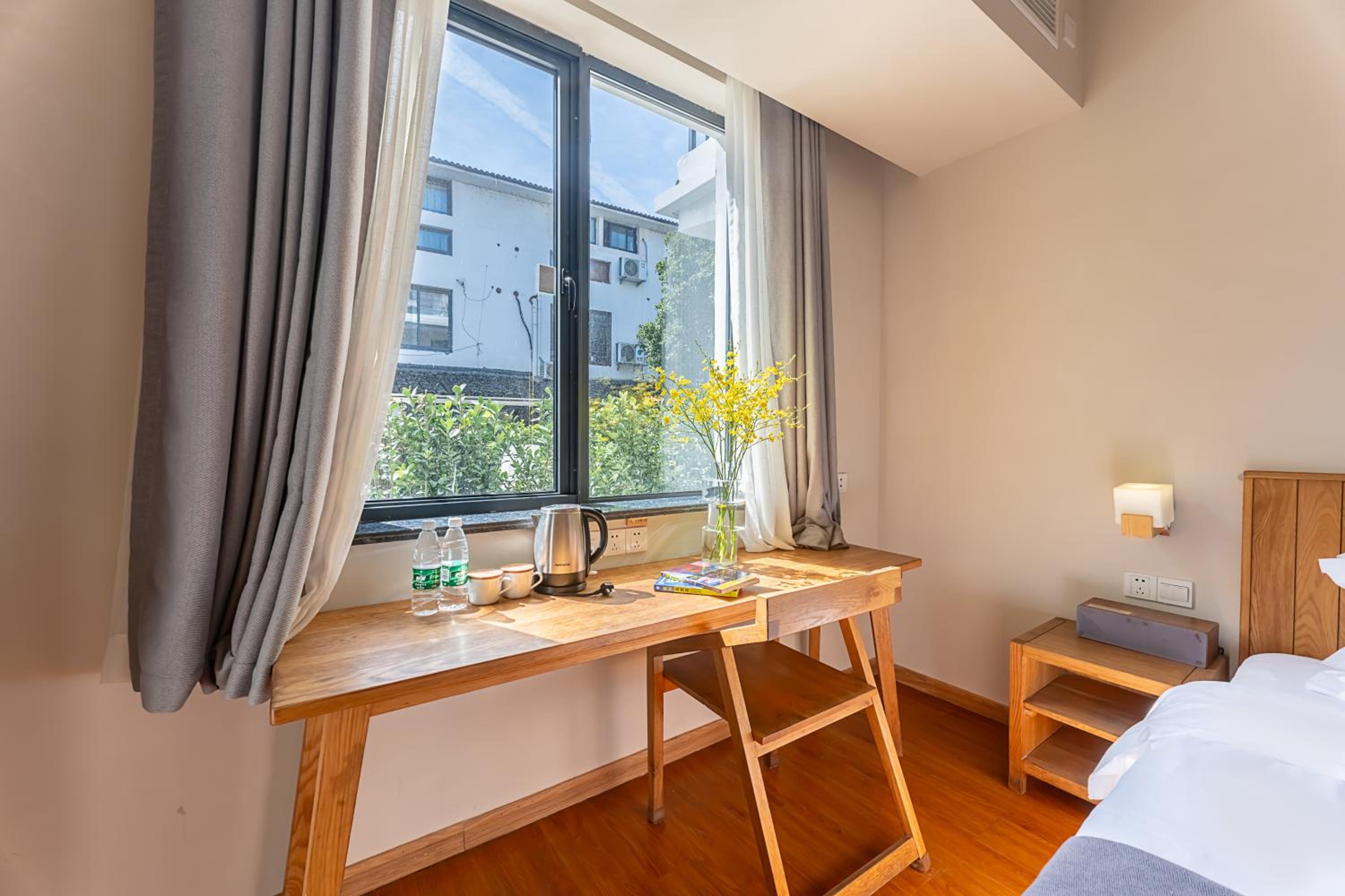 Hangzhou West Lake Yueshang Yunshe Boutique Homestay