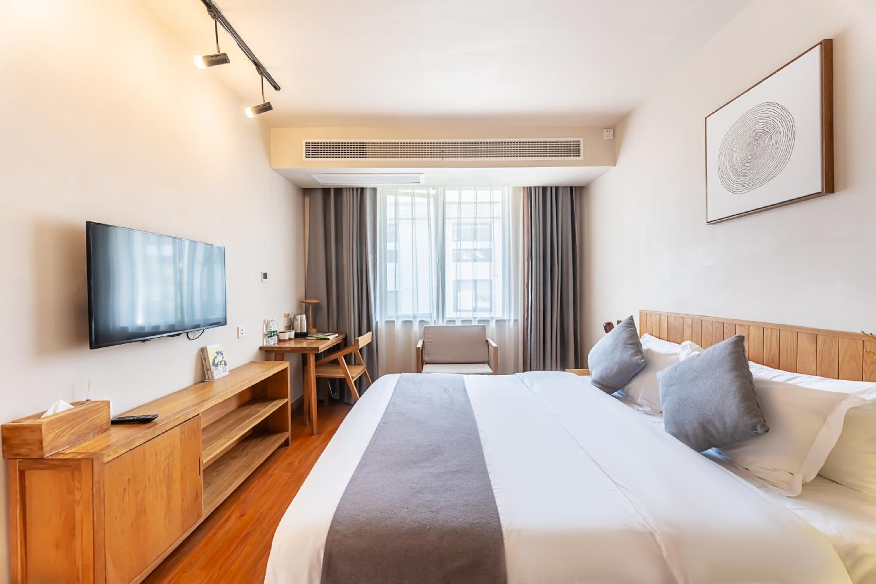 Hangzhou West Lake Yueshang Yunshe Boutique Homestay
