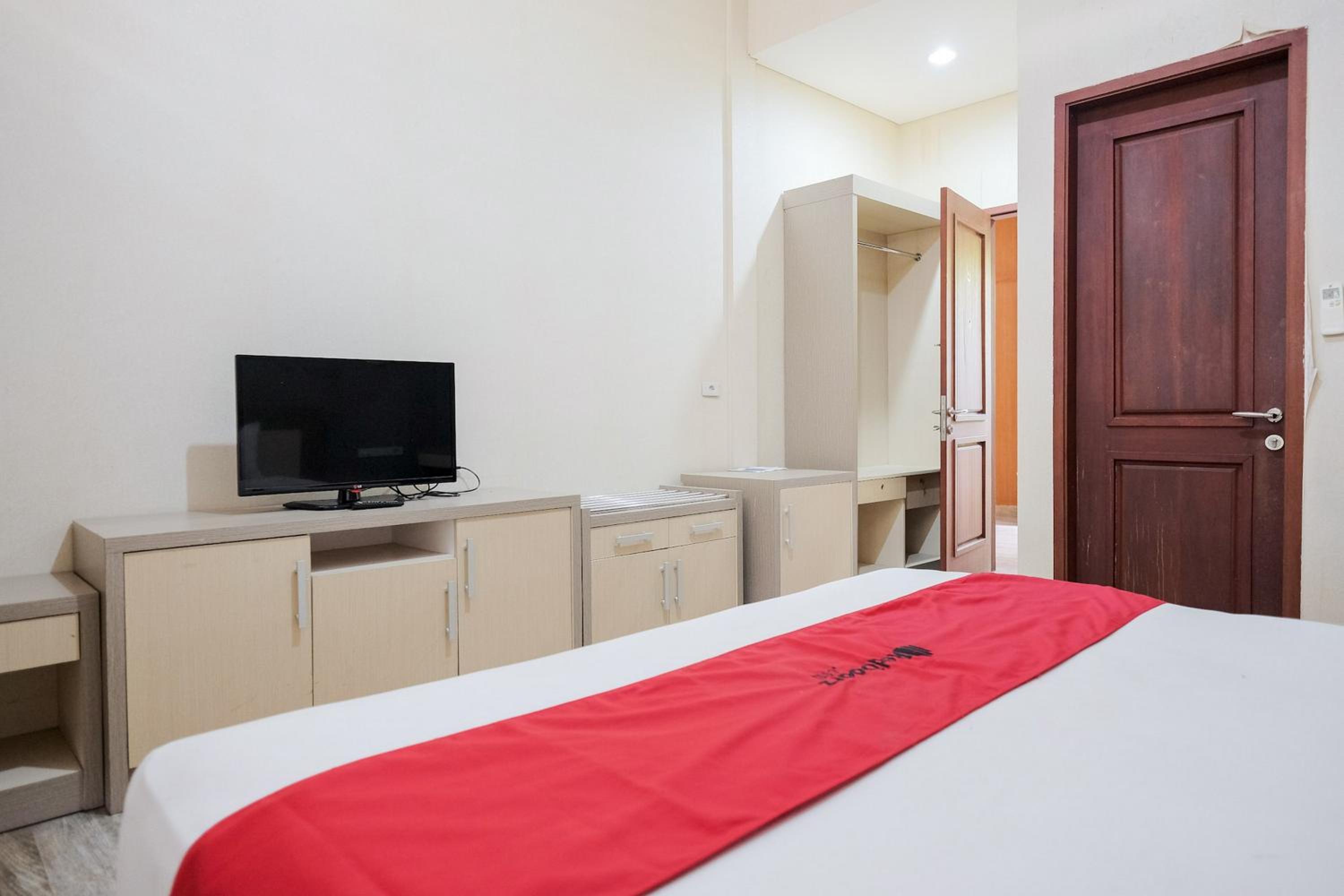 RedDoorz at Hotel Negeri Baru Kalianda Lampung, บันดาร์ ลัมพุง, อินโดนีเซีย - 14