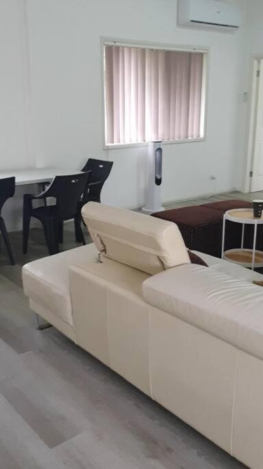 Hunter Valley Escape 4BR 2 Bath Work & Leisure