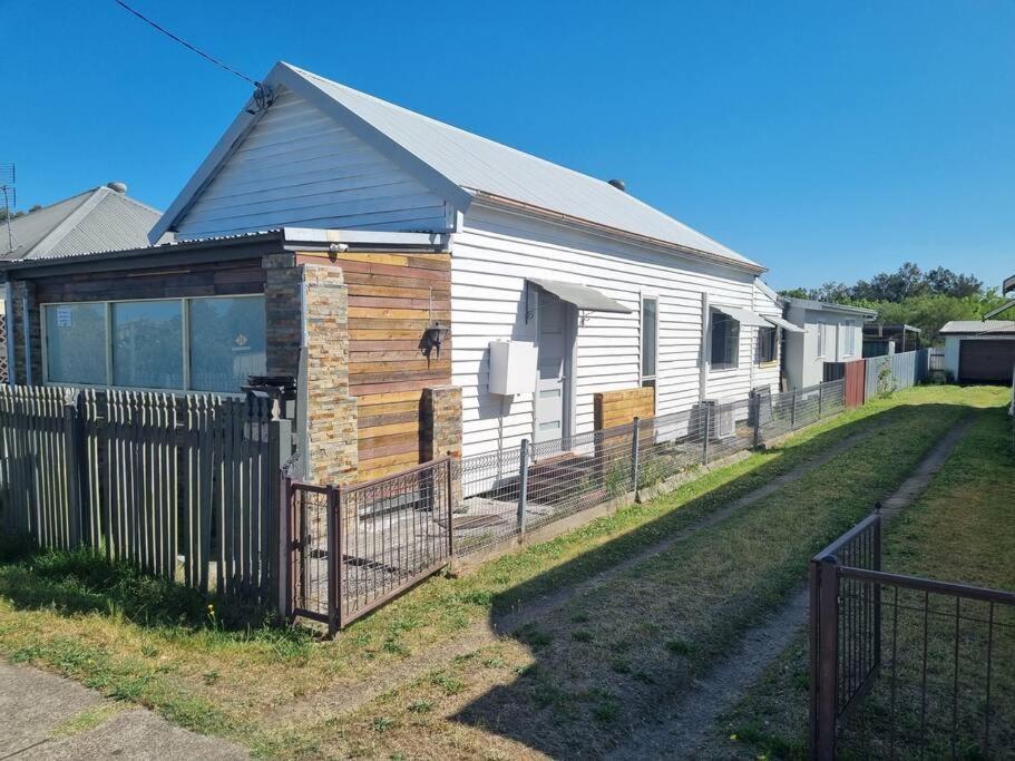 Hunter Valley Escape 4BR 2 Bath Work & Leisure