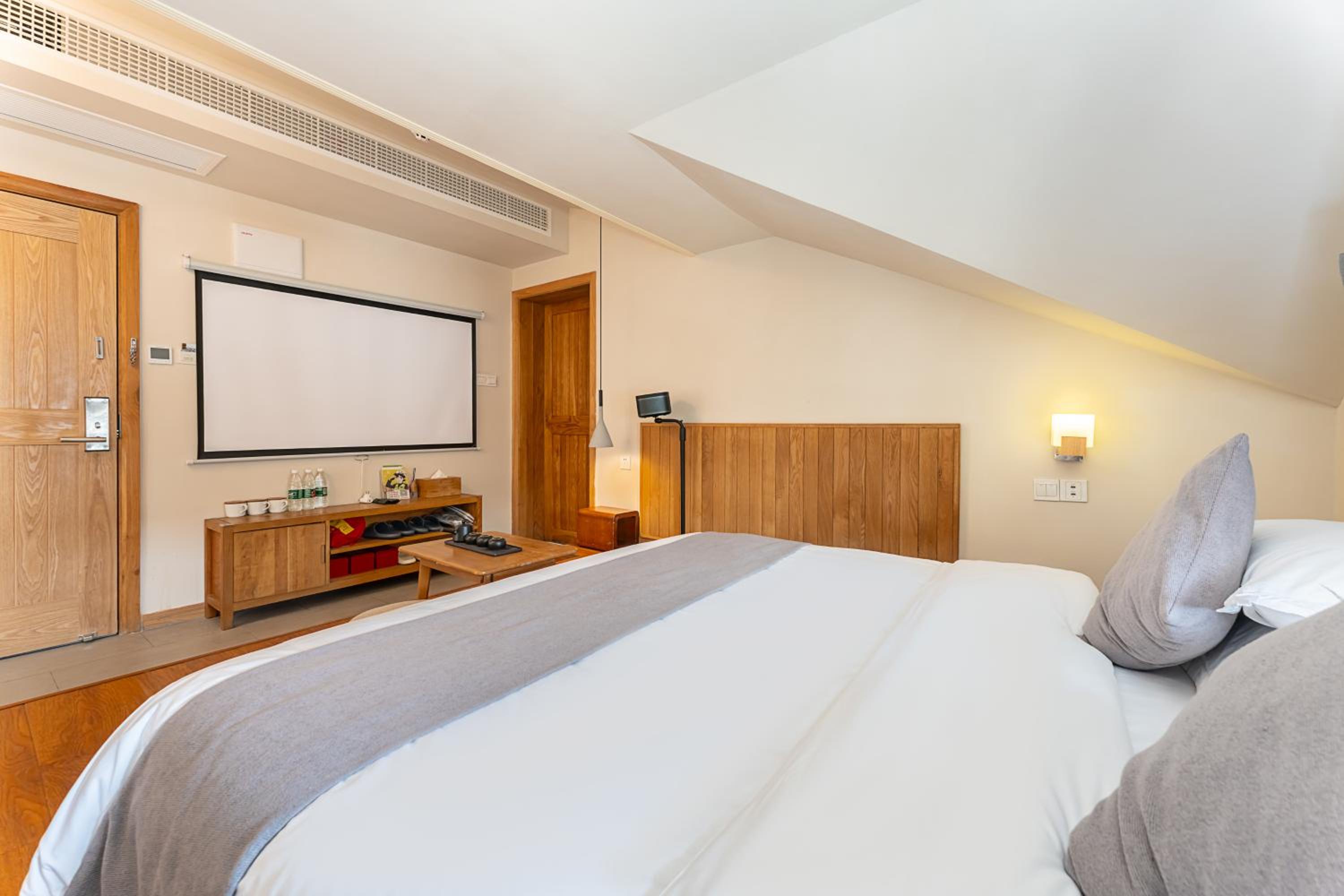 Hangzhou West Lake Yueshang Yunshe Boutique Homestay