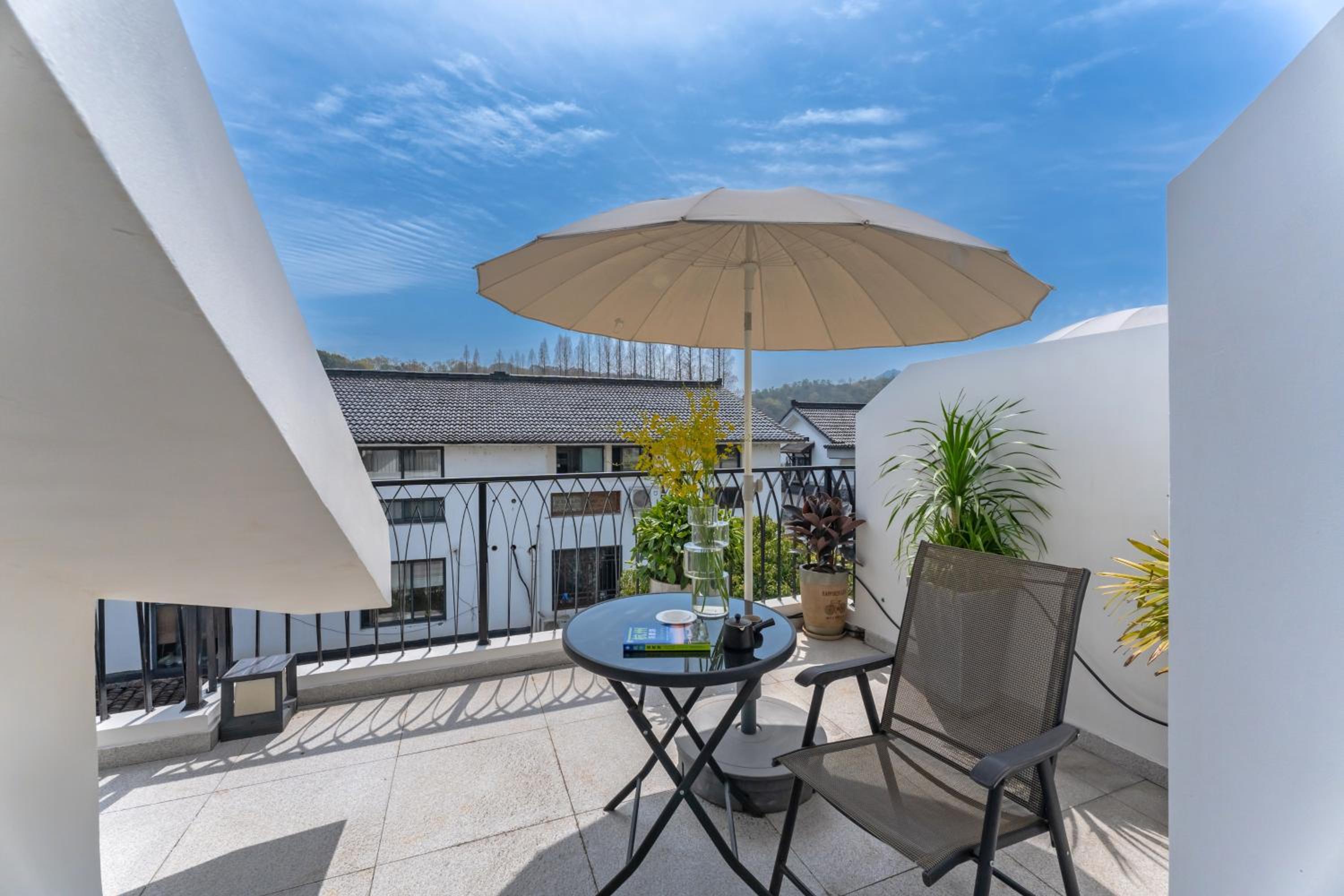 Hangzhou West Lake Yueshang Yunshe Boutique Homestay