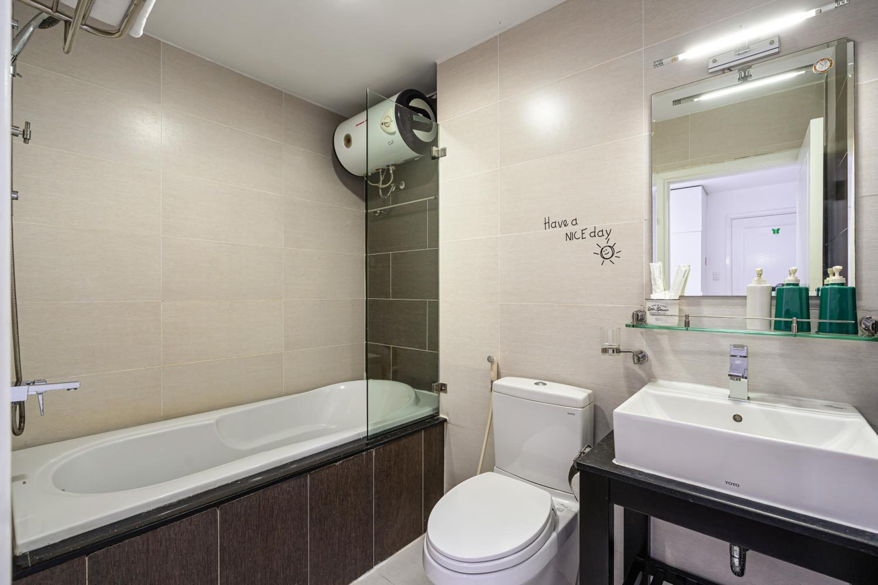 Alex House Saigon - Serviced Apartment
