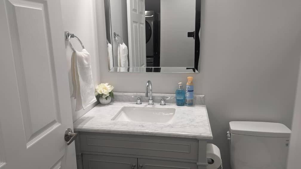 Comfy one bedroom Airdrie