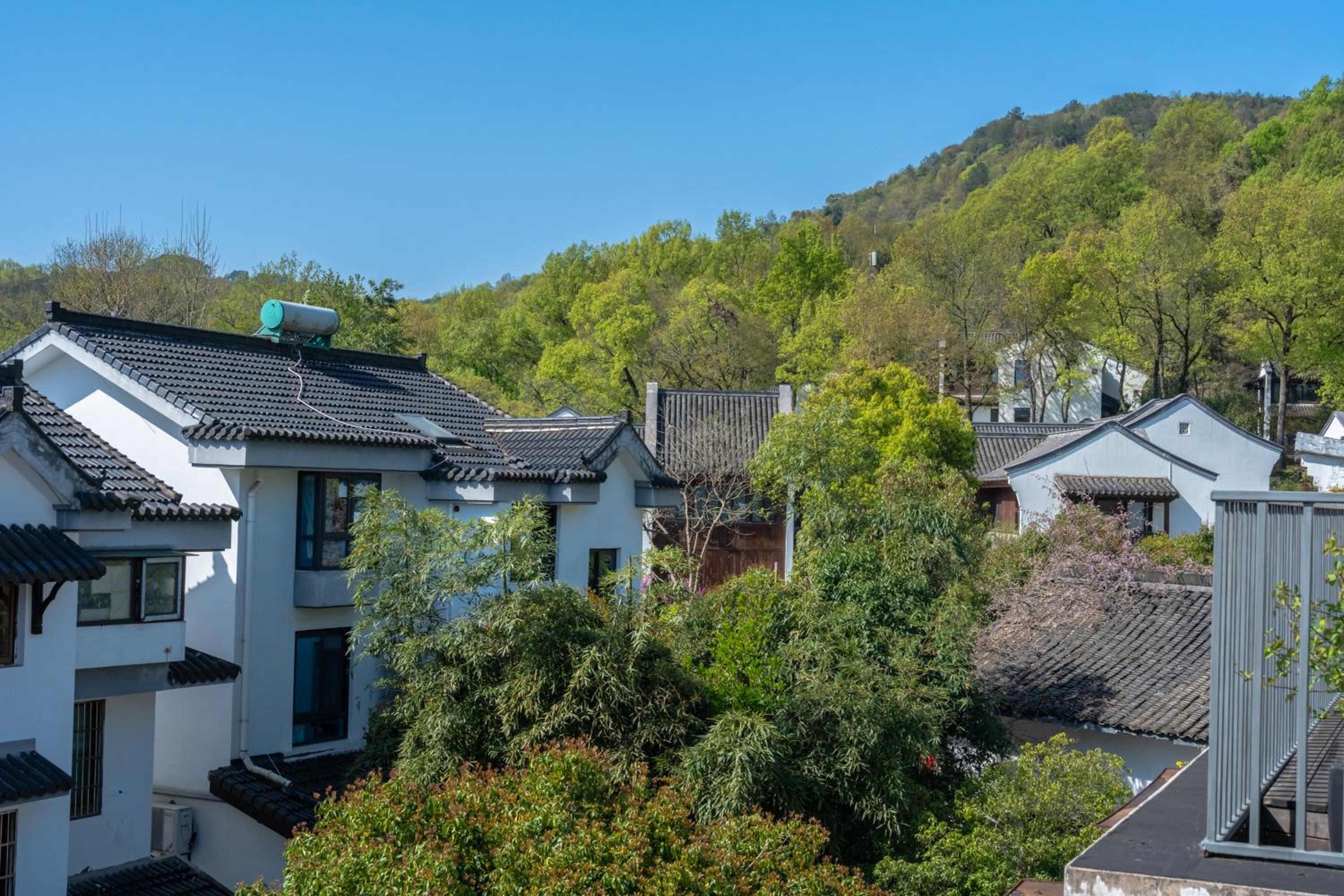 Hangzhou West Lake Yueshang Yunshe Boutique Homestay