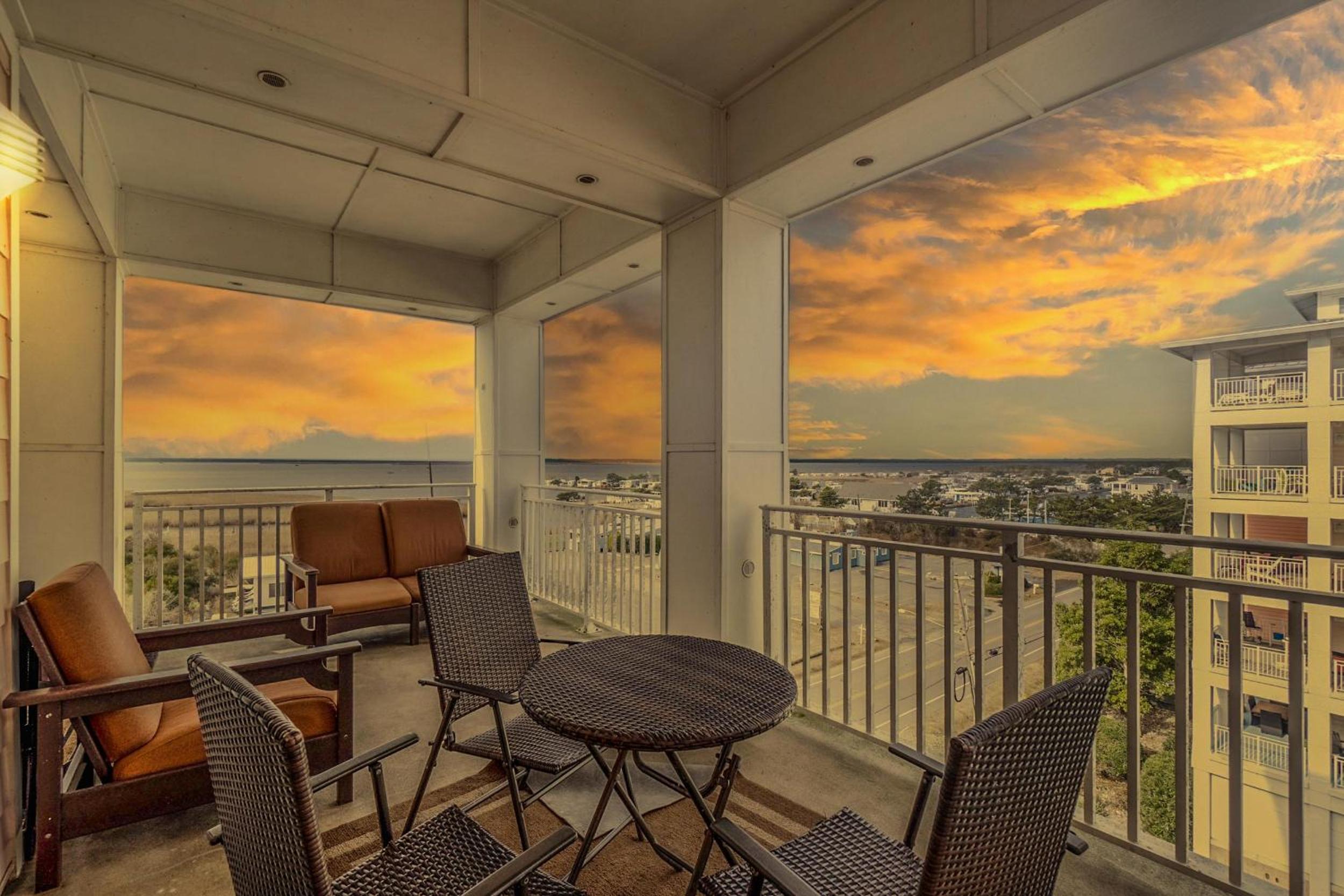 Penthouse De Playa 436B view 2