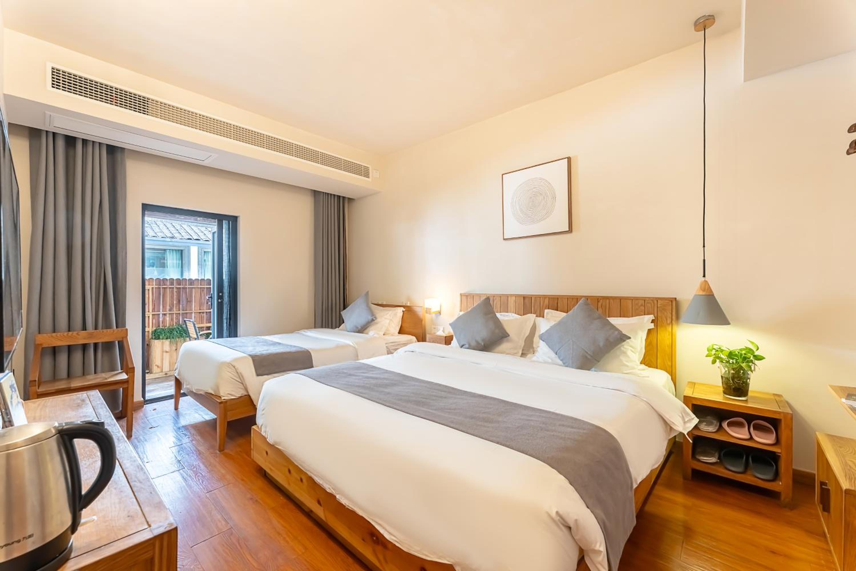 Hangzhou West Lake Yueshang Yunshe Boutique Homestay
