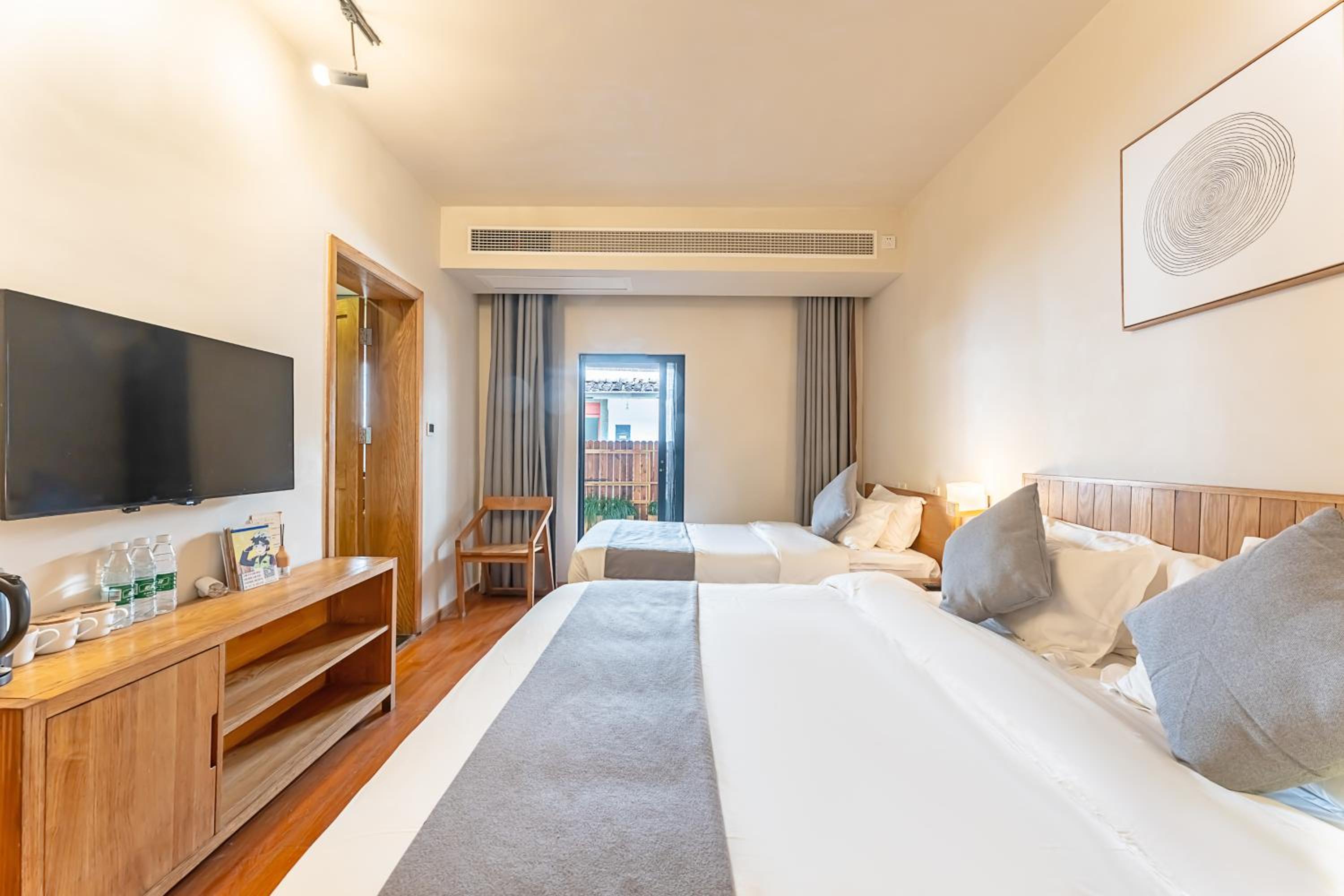 Hangzhou West Lake Yueshang Yunshe Boutique Homestay