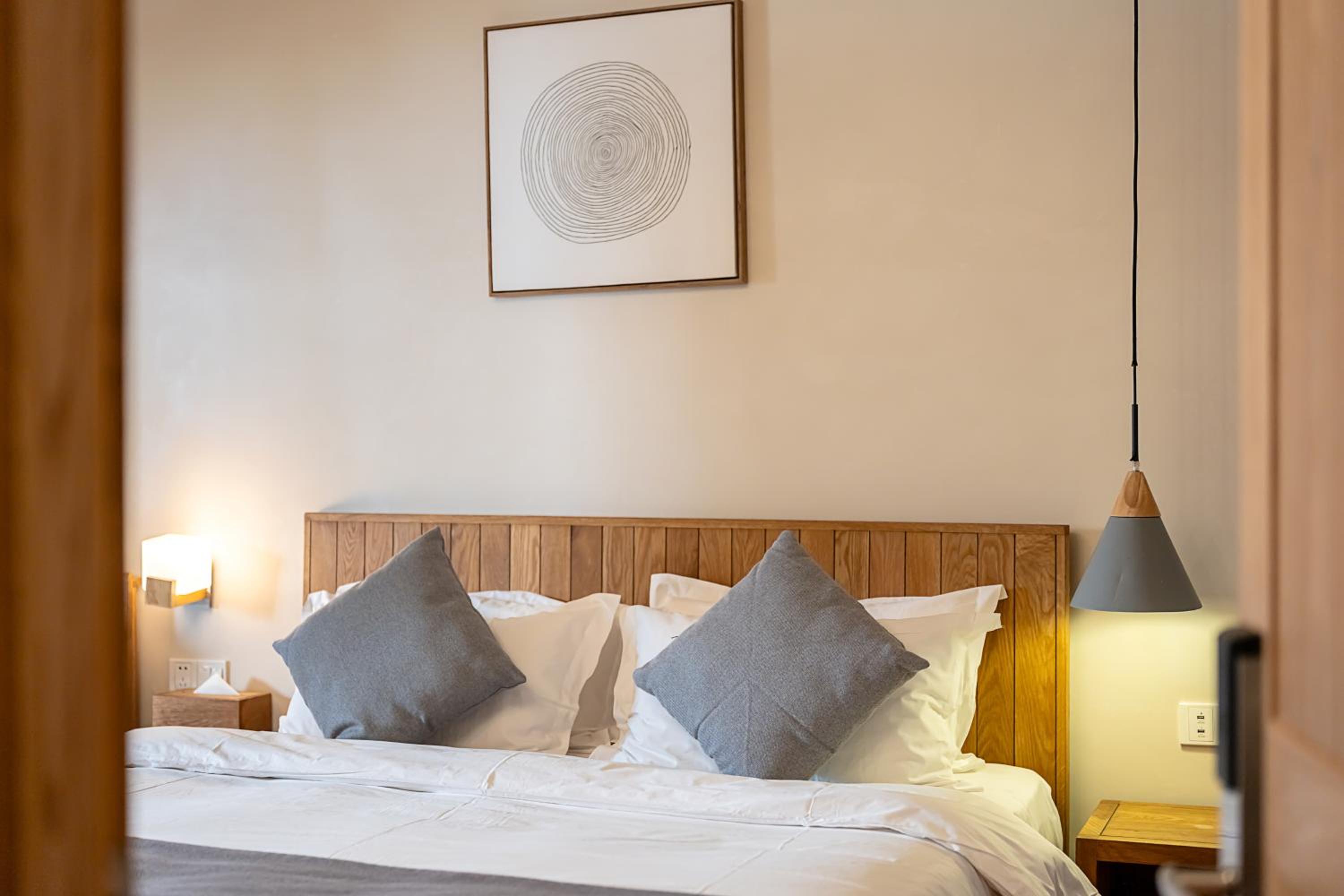 Hangzhou West Lake Yueshang Yunshe Boutique Homestay