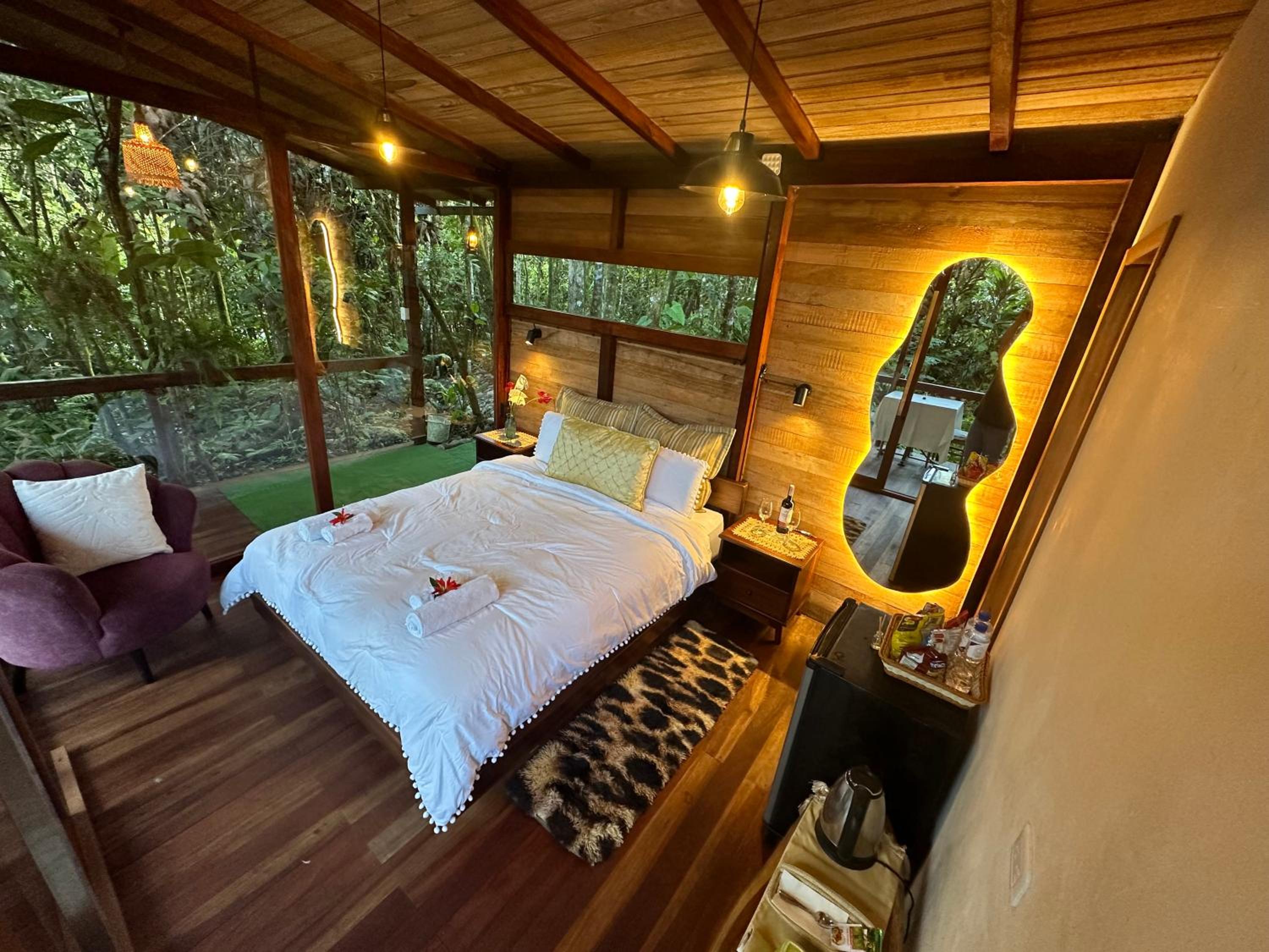 Amazon Puyu Glamping