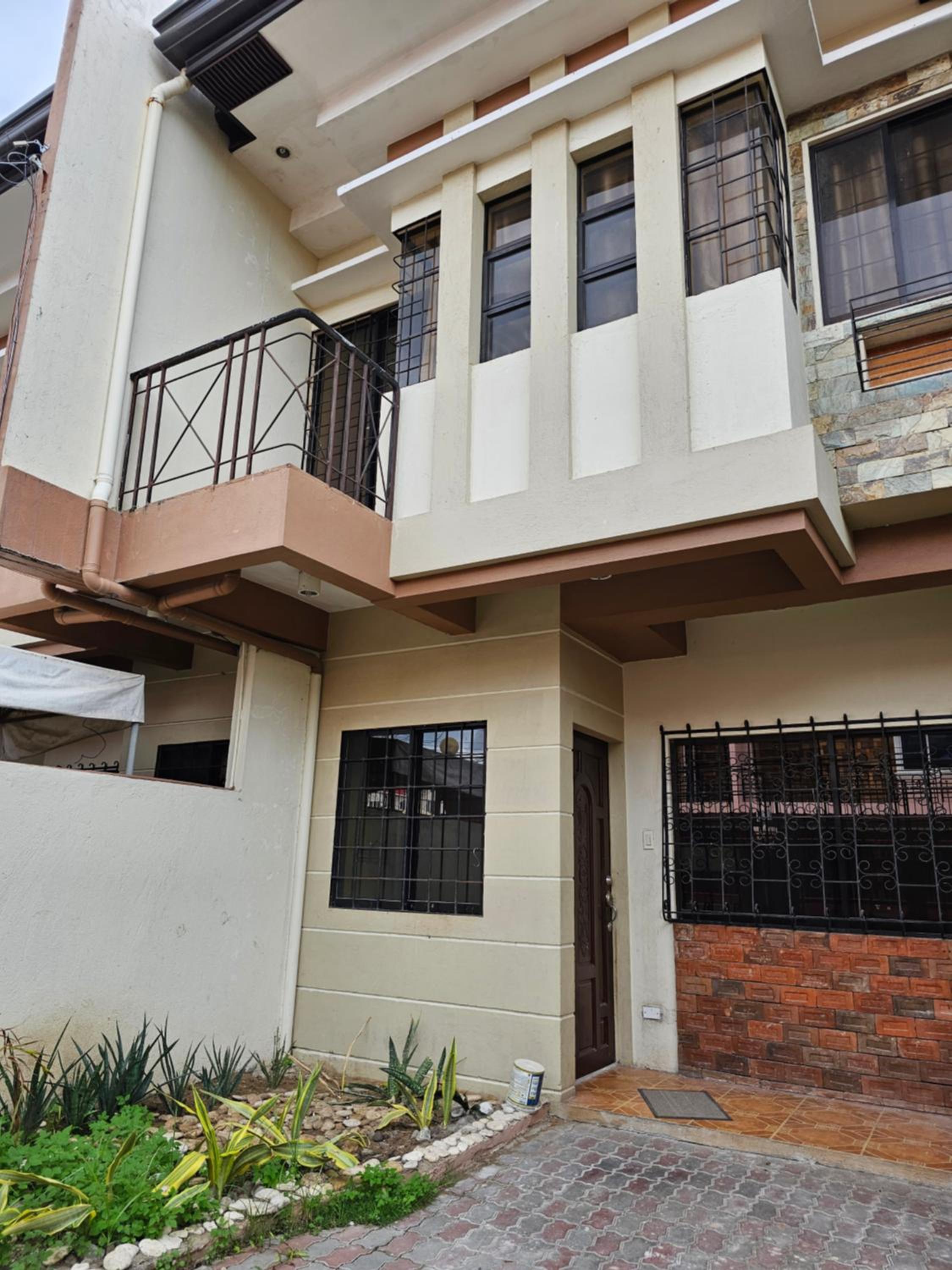 Astra Bella Apartment - Unit 4 view 3
