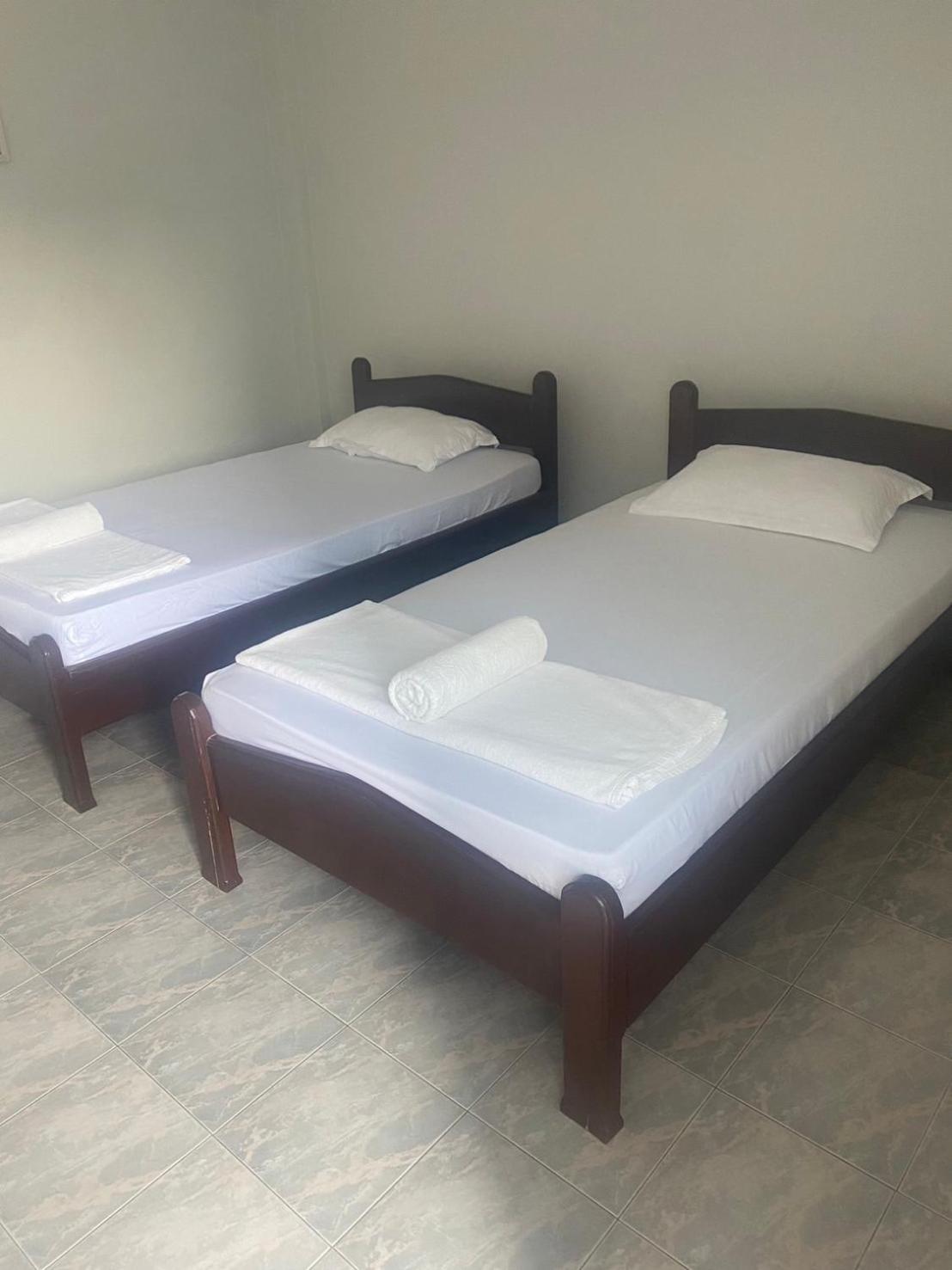 Albatross Guesthouse @ Thungwualaen Beach
