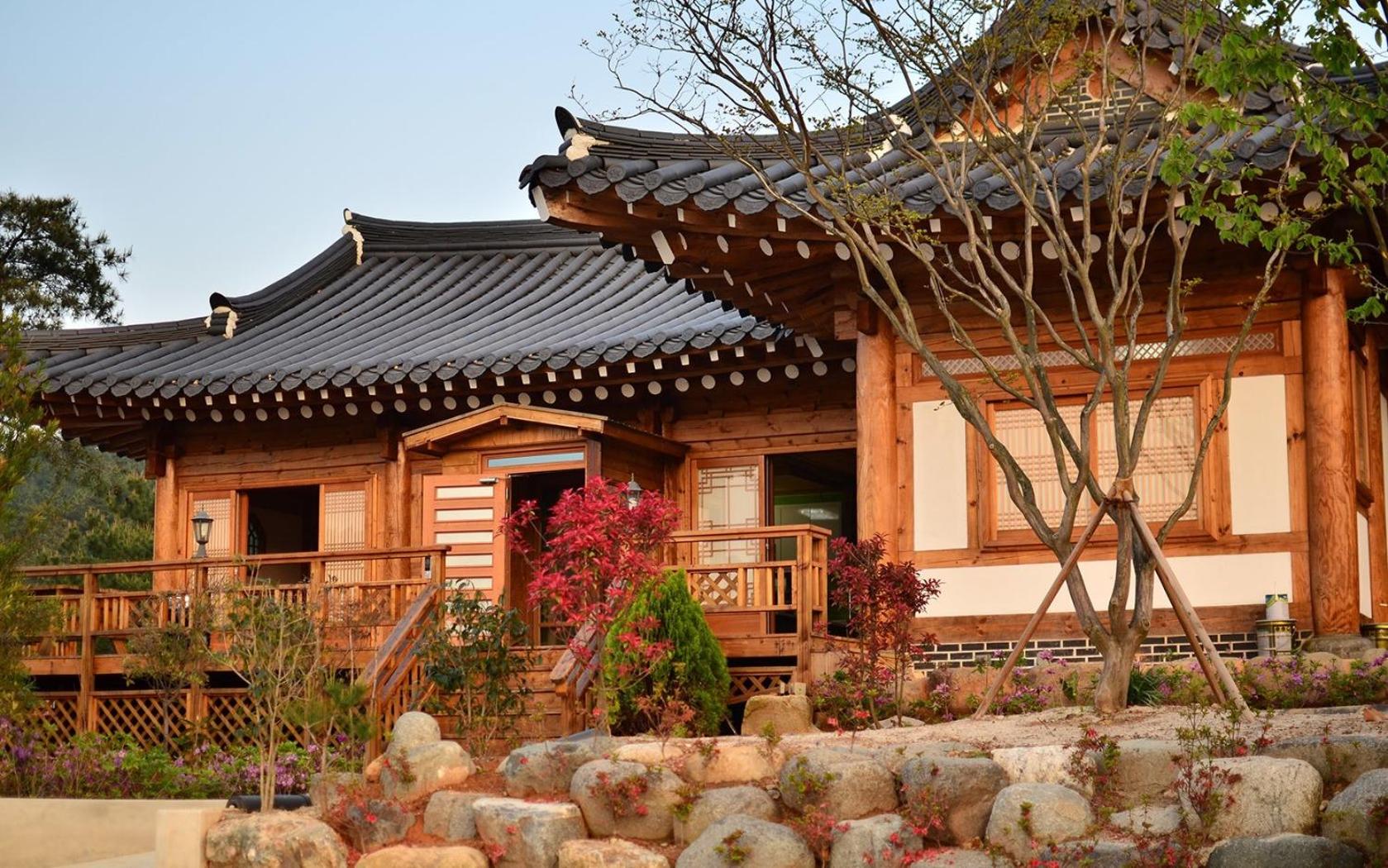 Yeosu Hanulchaeok Pension view 5