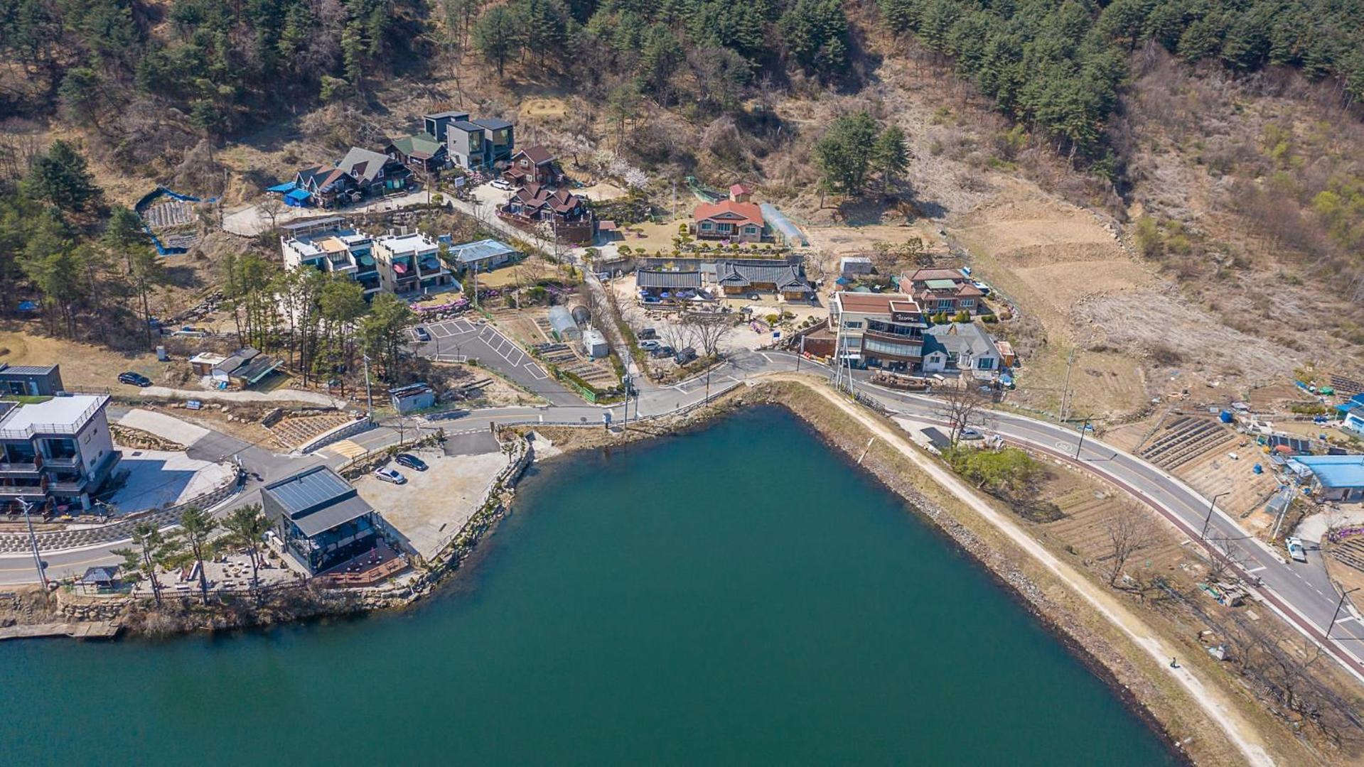 Fortune Rising Sun Hill Pension B view 5