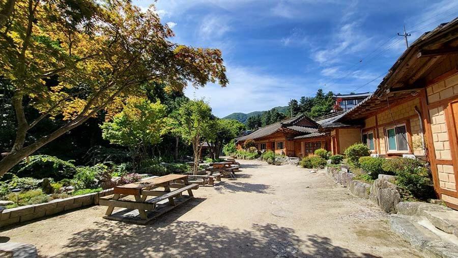 Gapyeong Dume Mountain Pension
