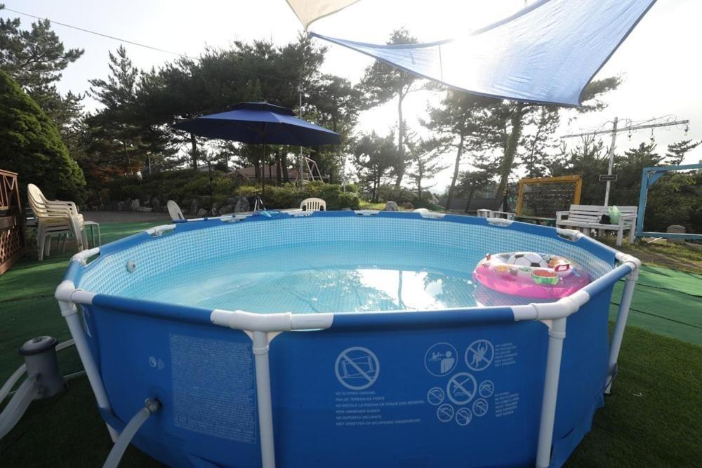 Taean Haeyang Jungwon Pension