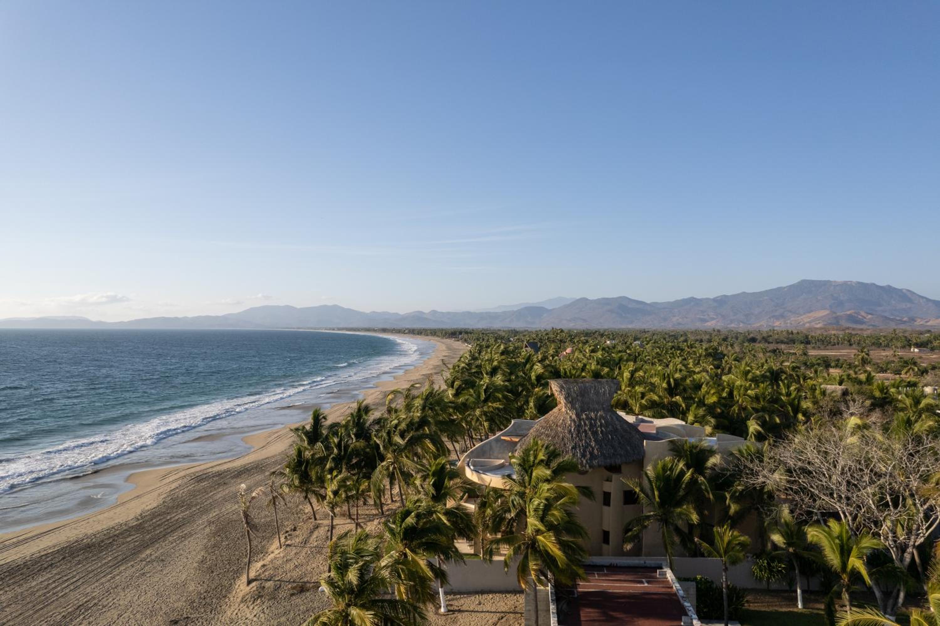 Mar de Coco Beach Front Villas view 2