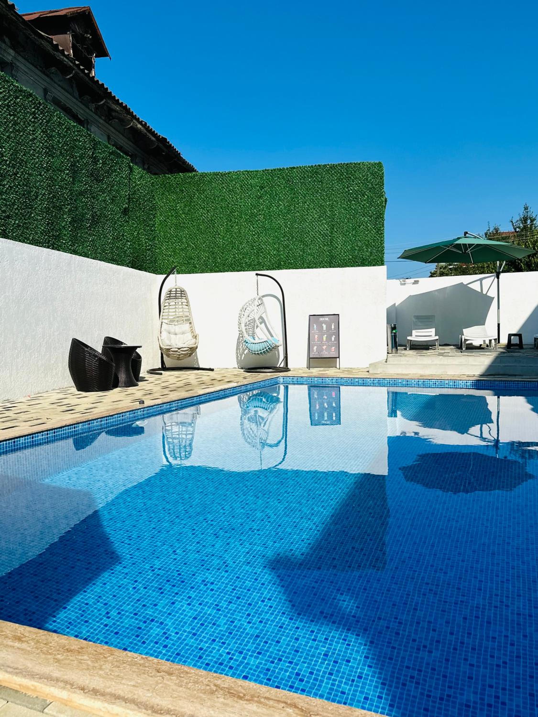 villa gardens