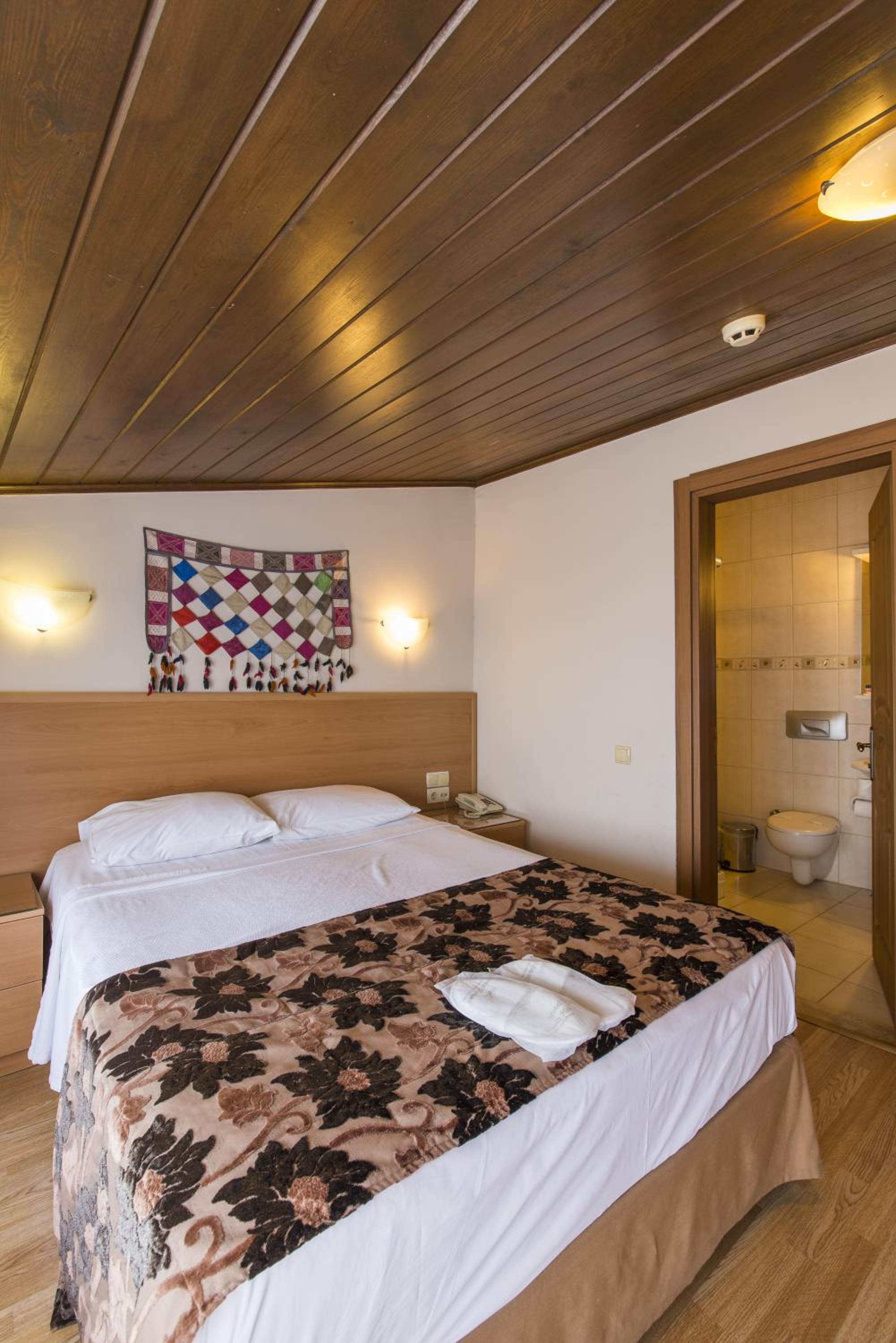 Deniz Houses - Image 35