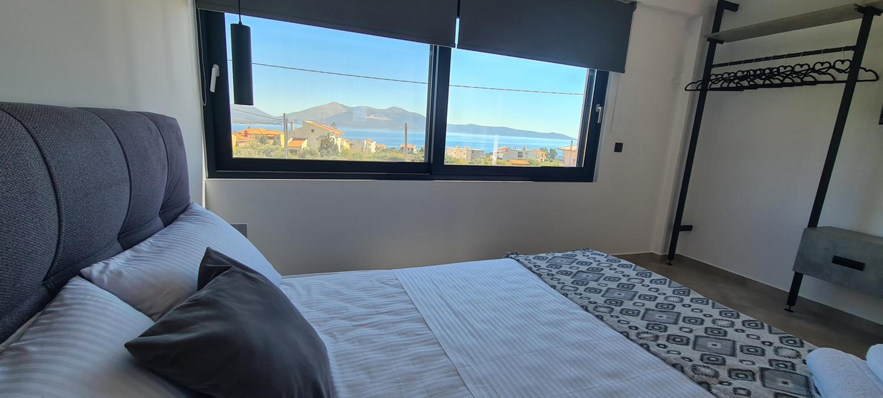LUXURY VILLAS AKTI view 5