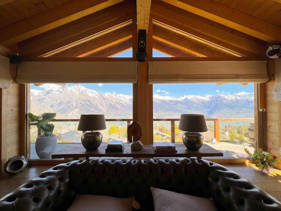 Chalet VG stunning view, Sauna & Jacuzzi by Jolidi