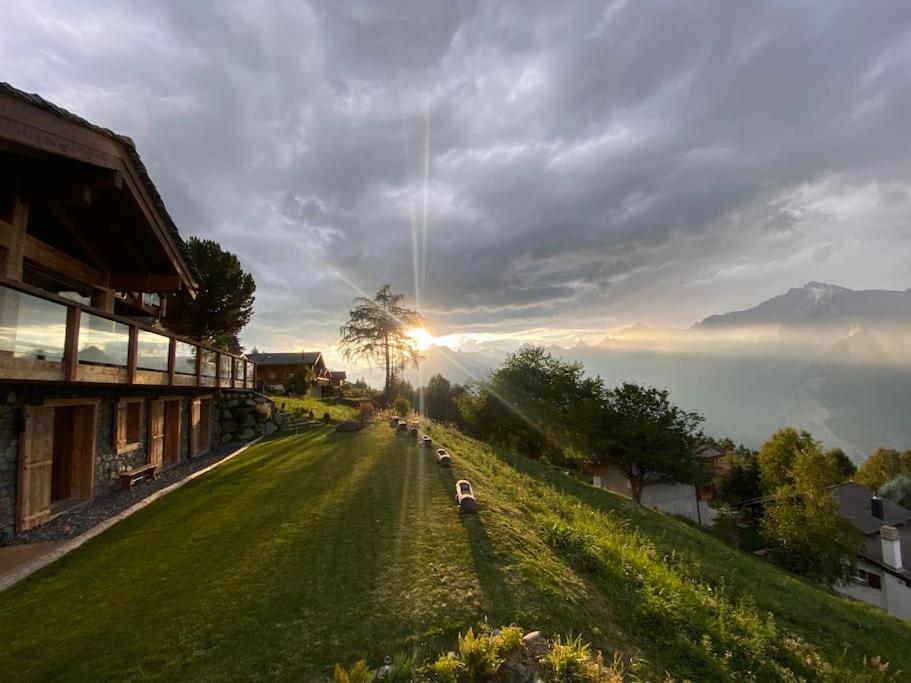 Chalet VG stunning view, Sauna & Jacuzzi by Jolidi
