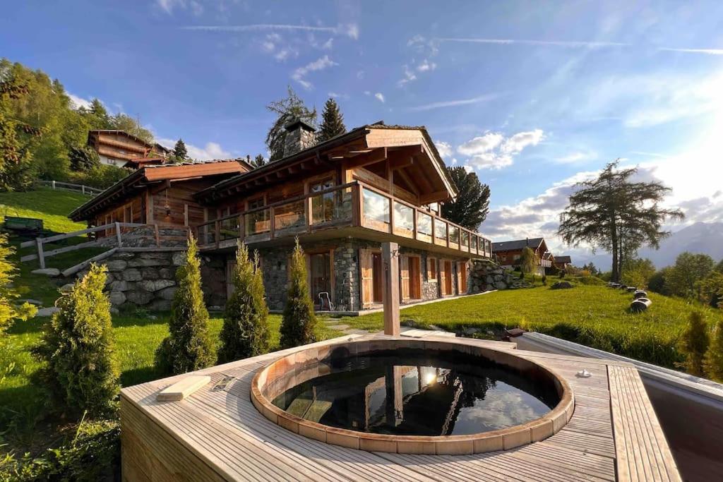 Chalet VG stunning view, Sauna & Jacuzzi by Jolidi