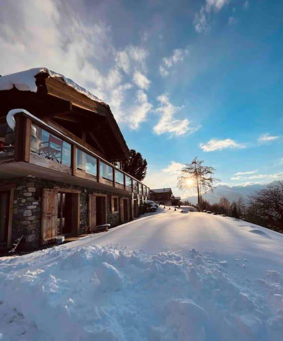 Chalet VG stunning view, Sauna & Jacuzzi by Jolidi