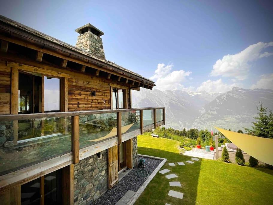 Chalet VG stunning view, Sauna & Jacuzzi by Jolidi