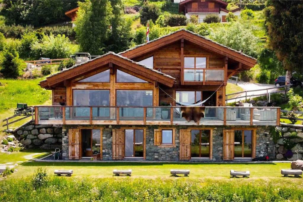 Chalet VG stunning view, Sauna & Jacuzzi by Jolidi