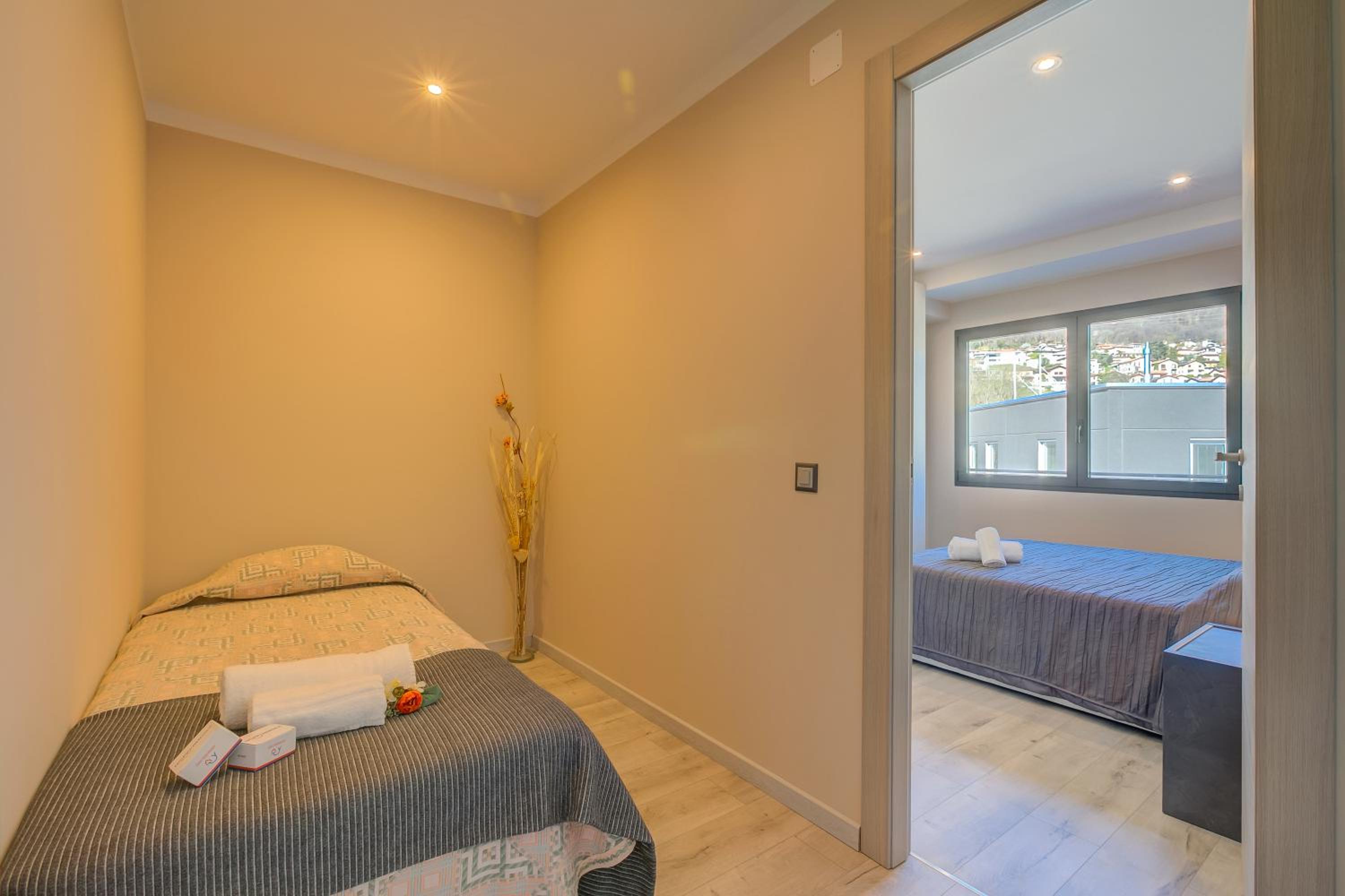4 Seasons Apartment - Happy Rentals