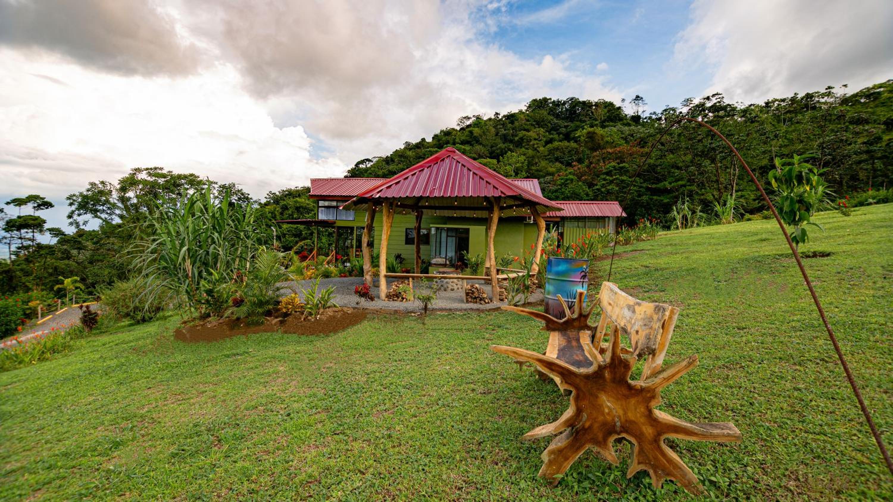 Cabañas Caeli, La Perezosa, La Fortuna Rainforest Glass Cabin w Amazing Views