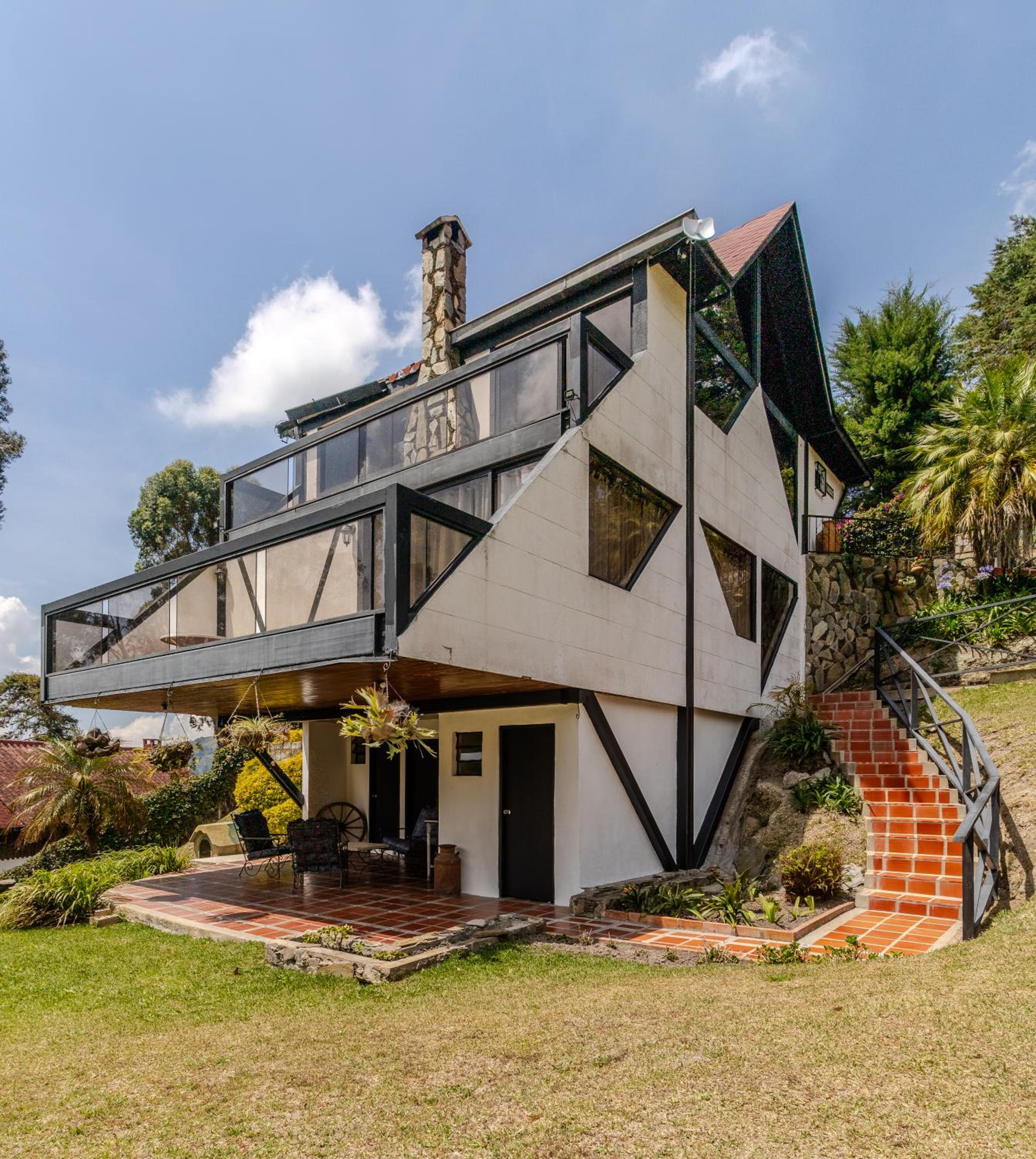 Hermoza casa en la colonia Tovar