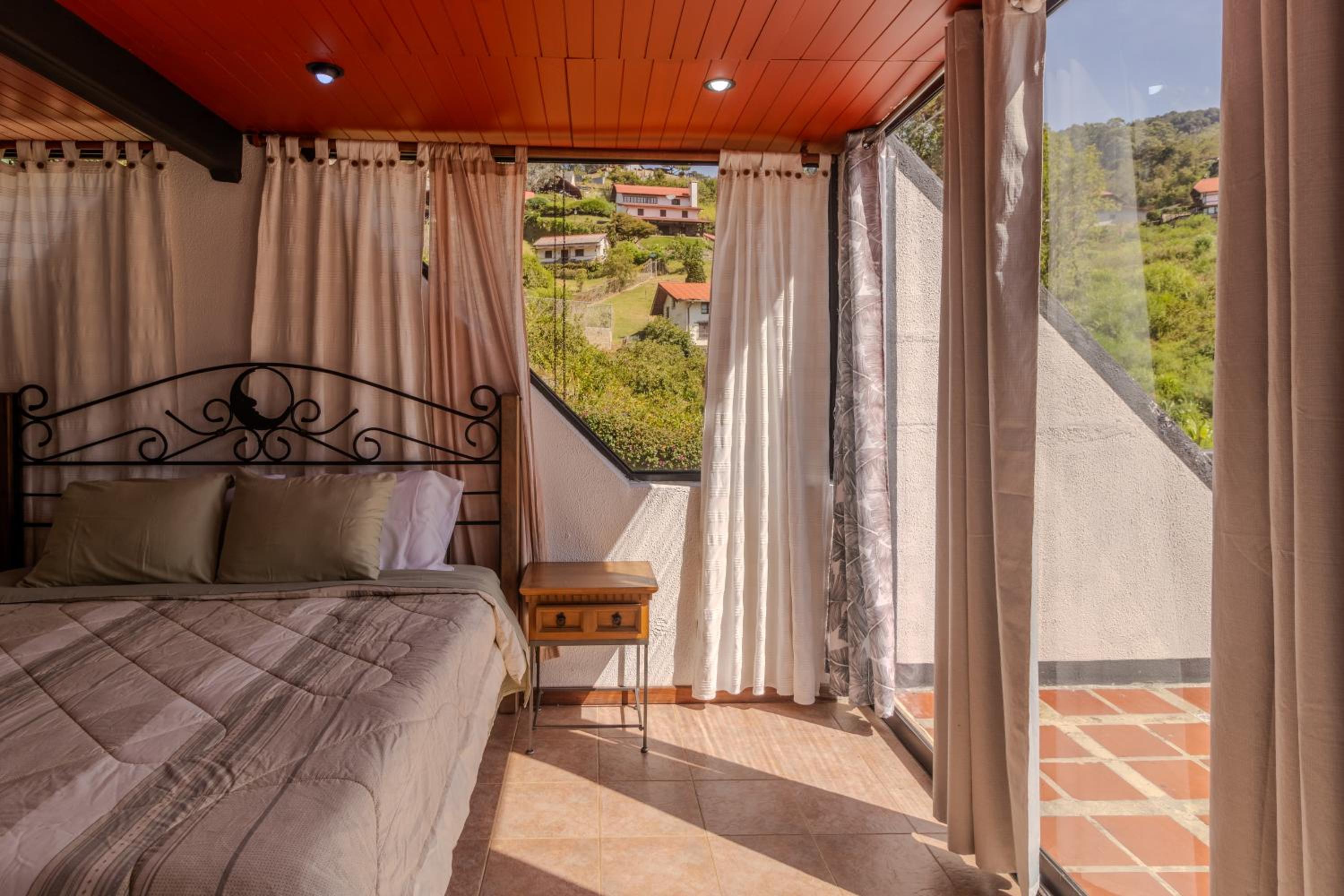 Hermoza casa en la colonia Tovar