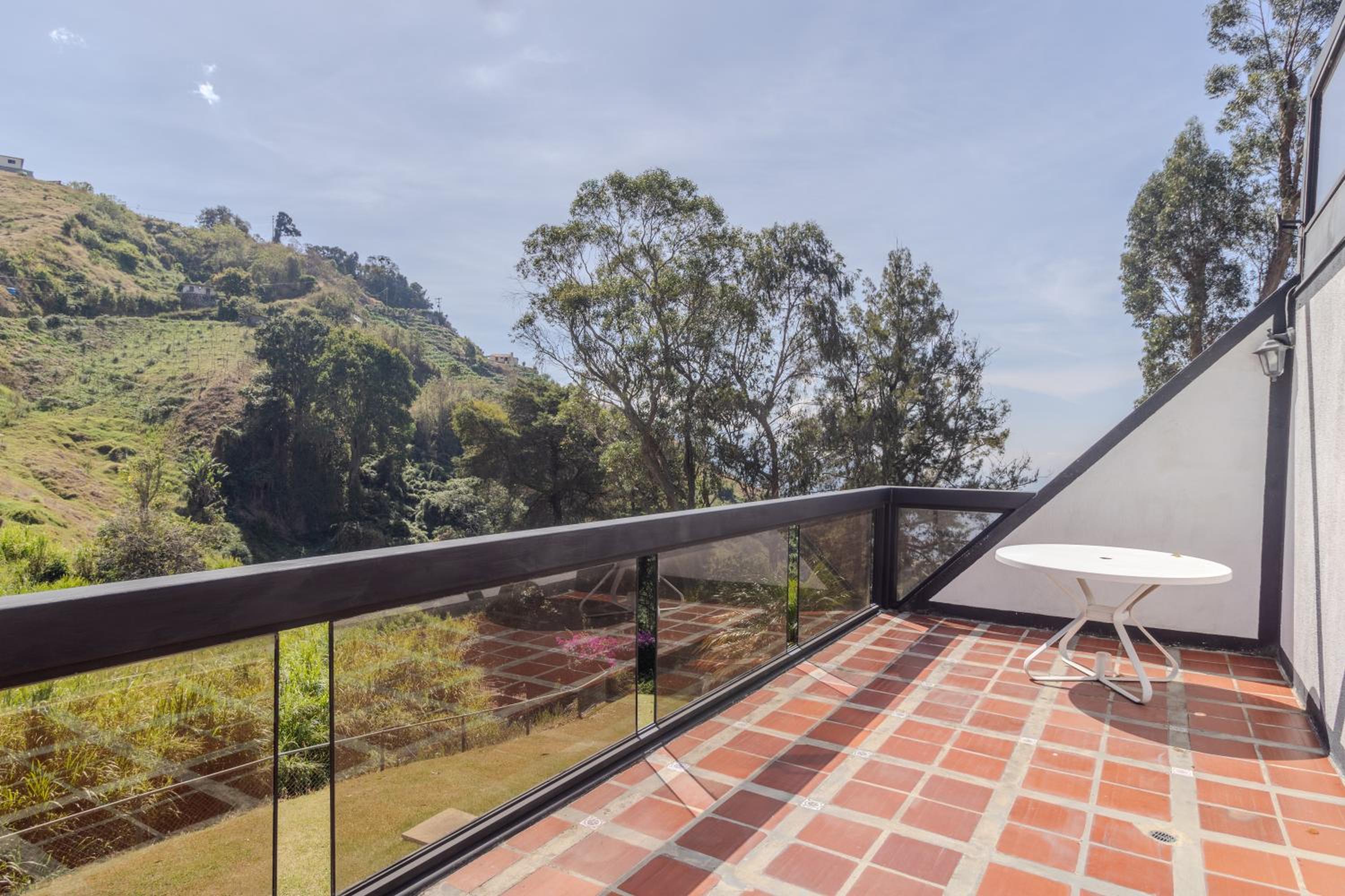 Hermoza casa en la colonia Tovar