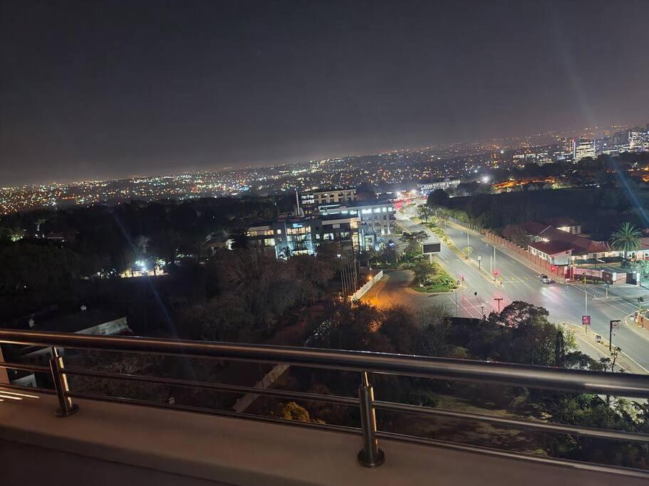 11th floor Lux queen room with great balcony view view 3