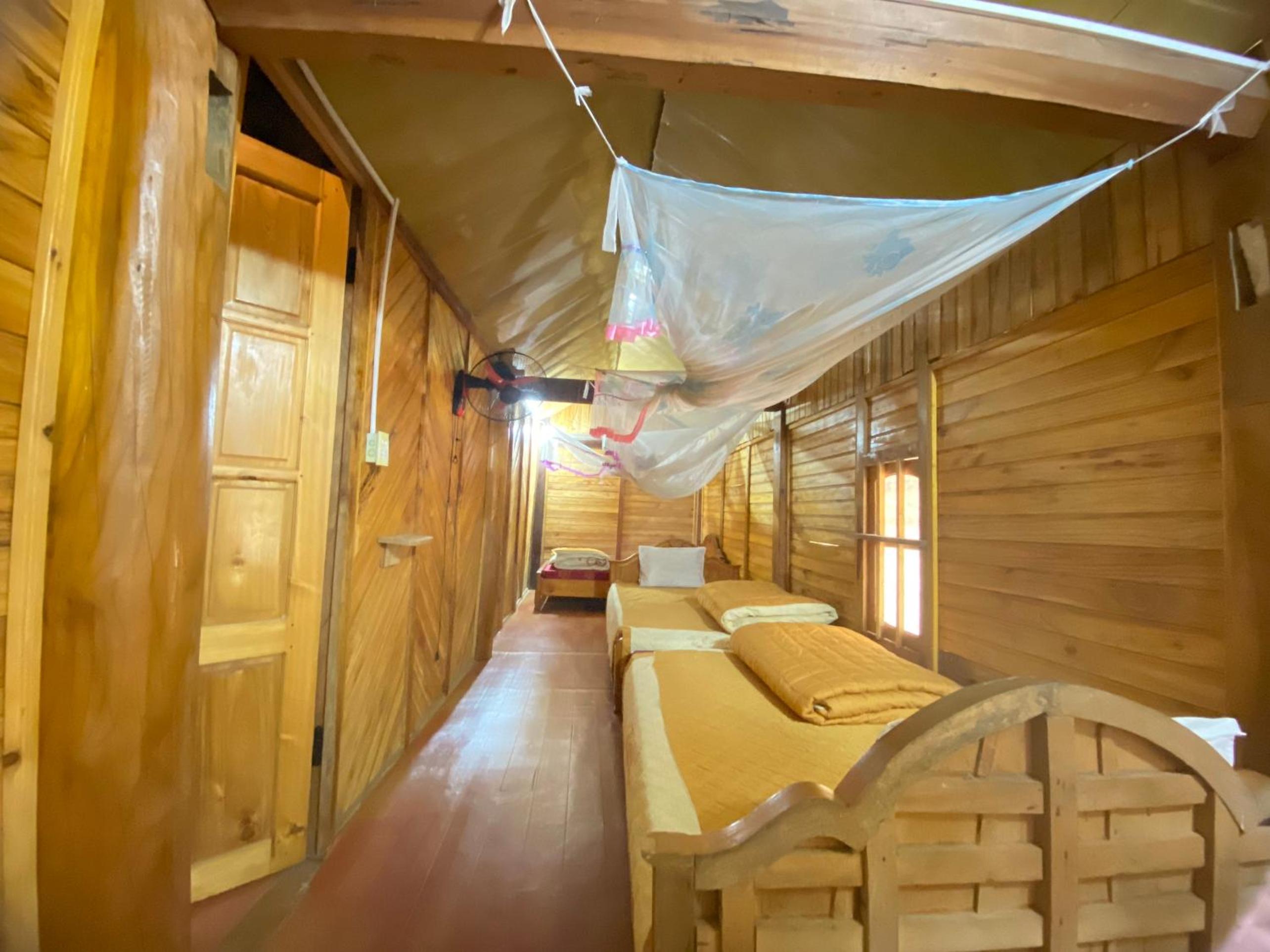 Mao Sapa trekking and homestay 24