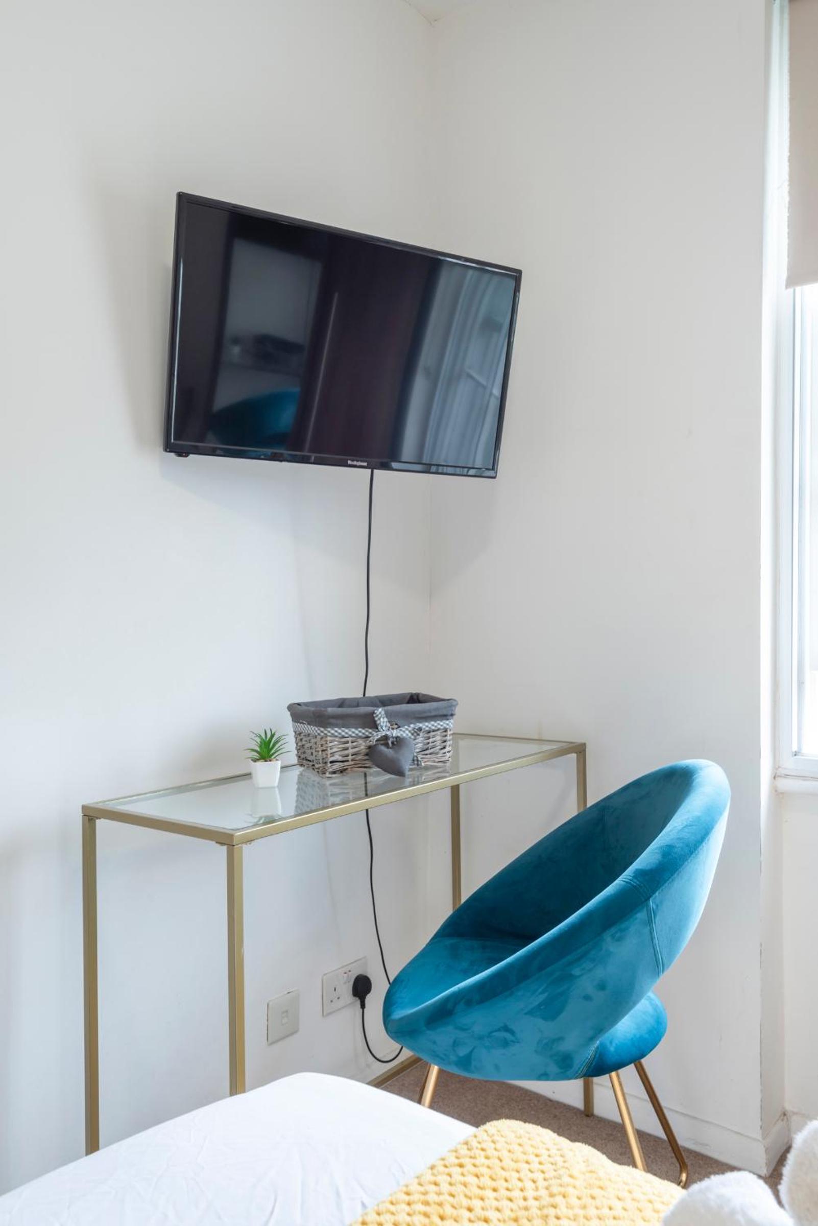 Double in Notting Hill, Private Minibar & Coffee