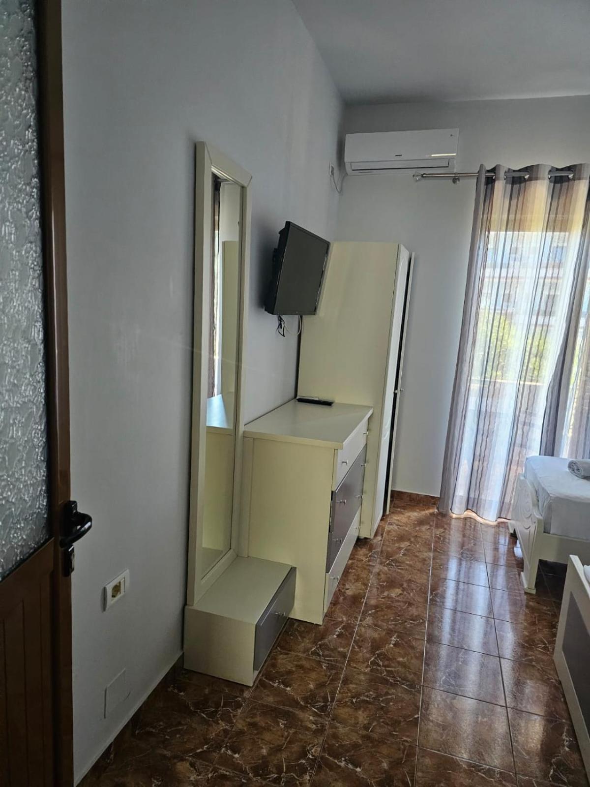 Lux Apartments