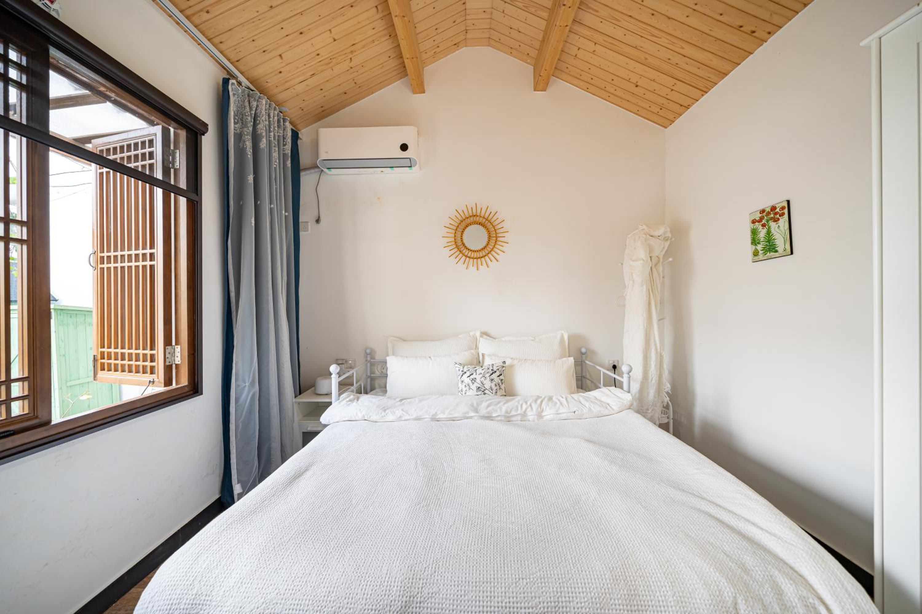 Shanghai Riverview Vacation Villa