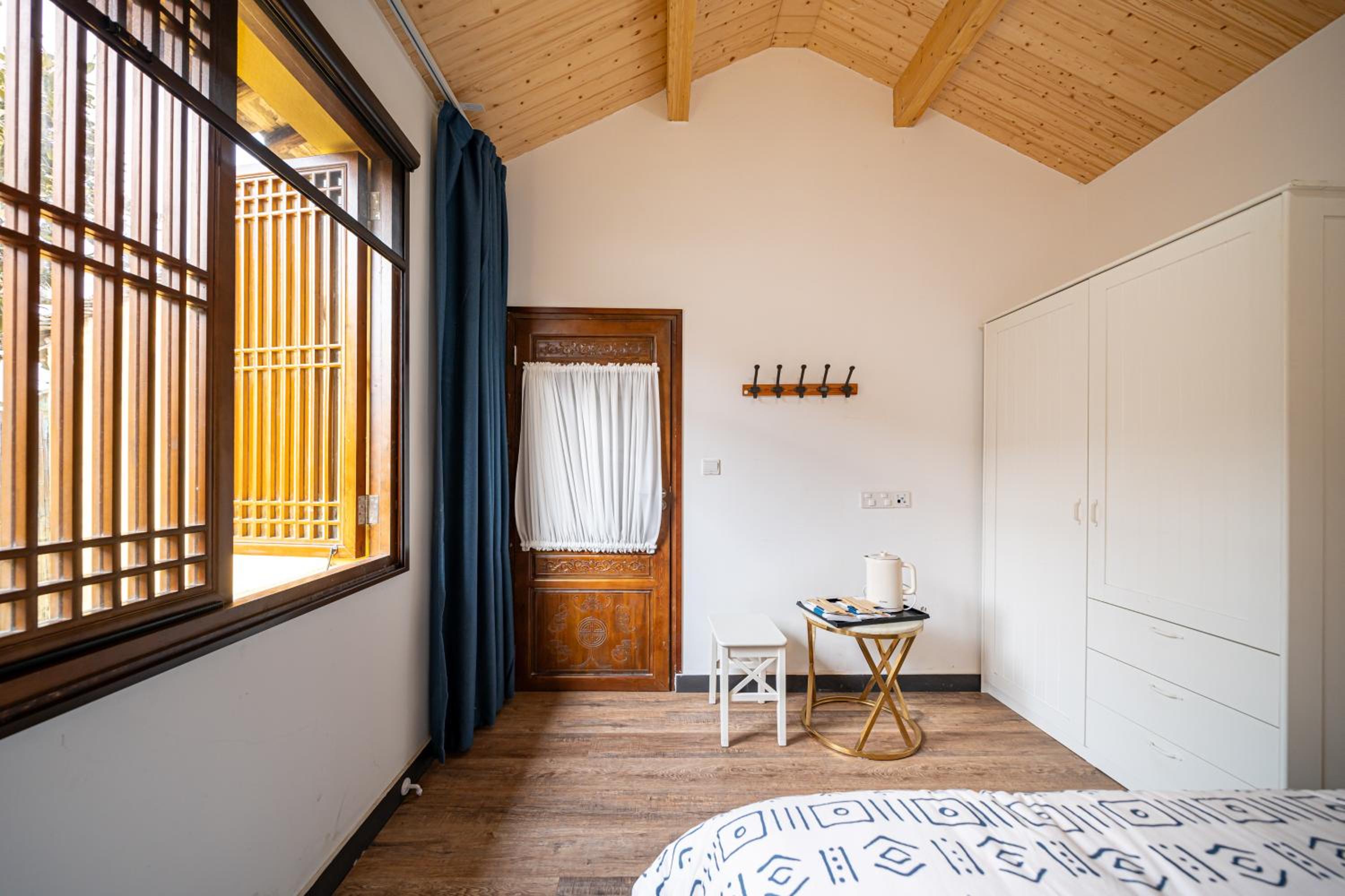 Shanghai Riverview Vacation Villa