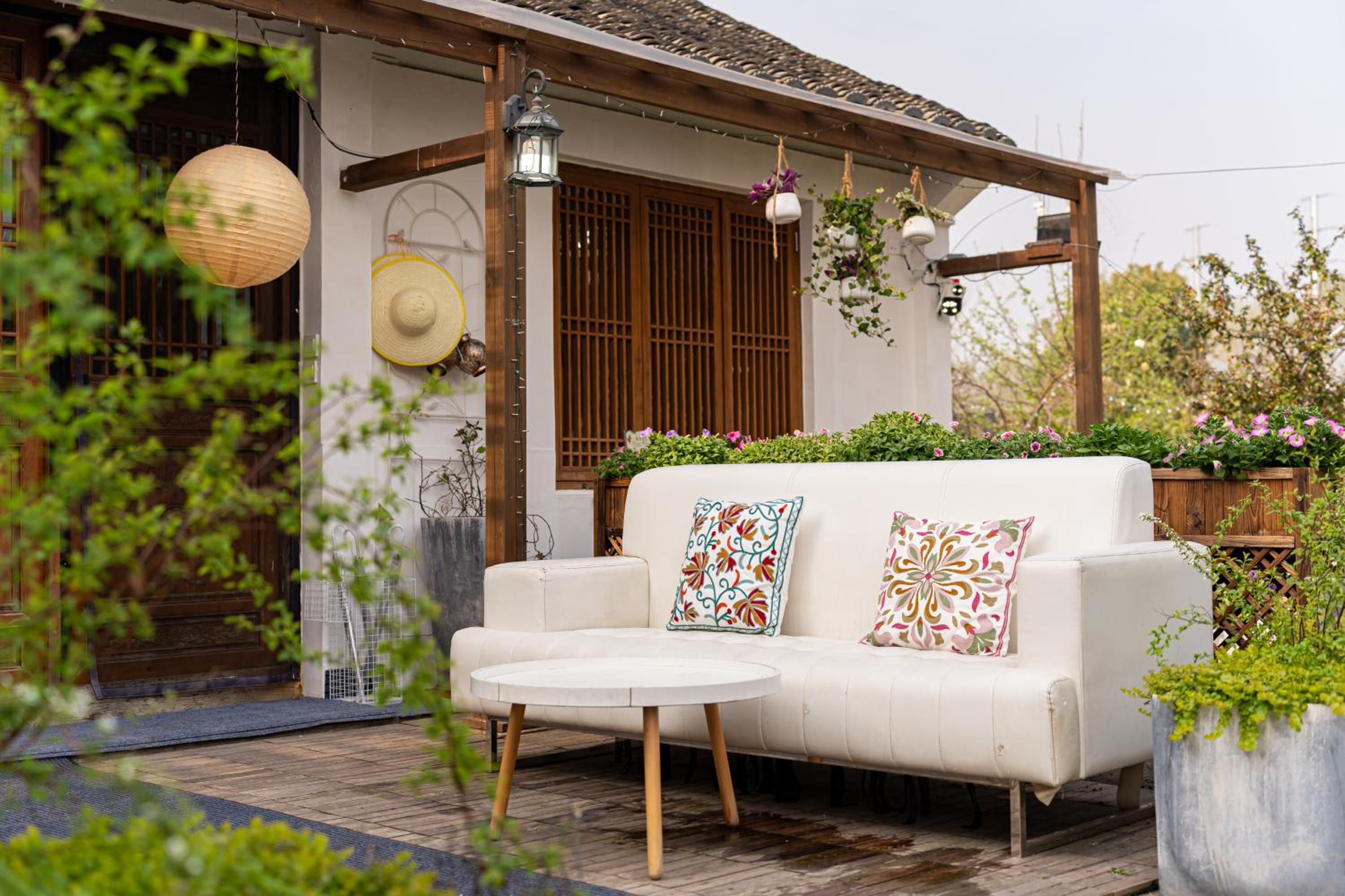 Shanghai Riverview Vacation Villa