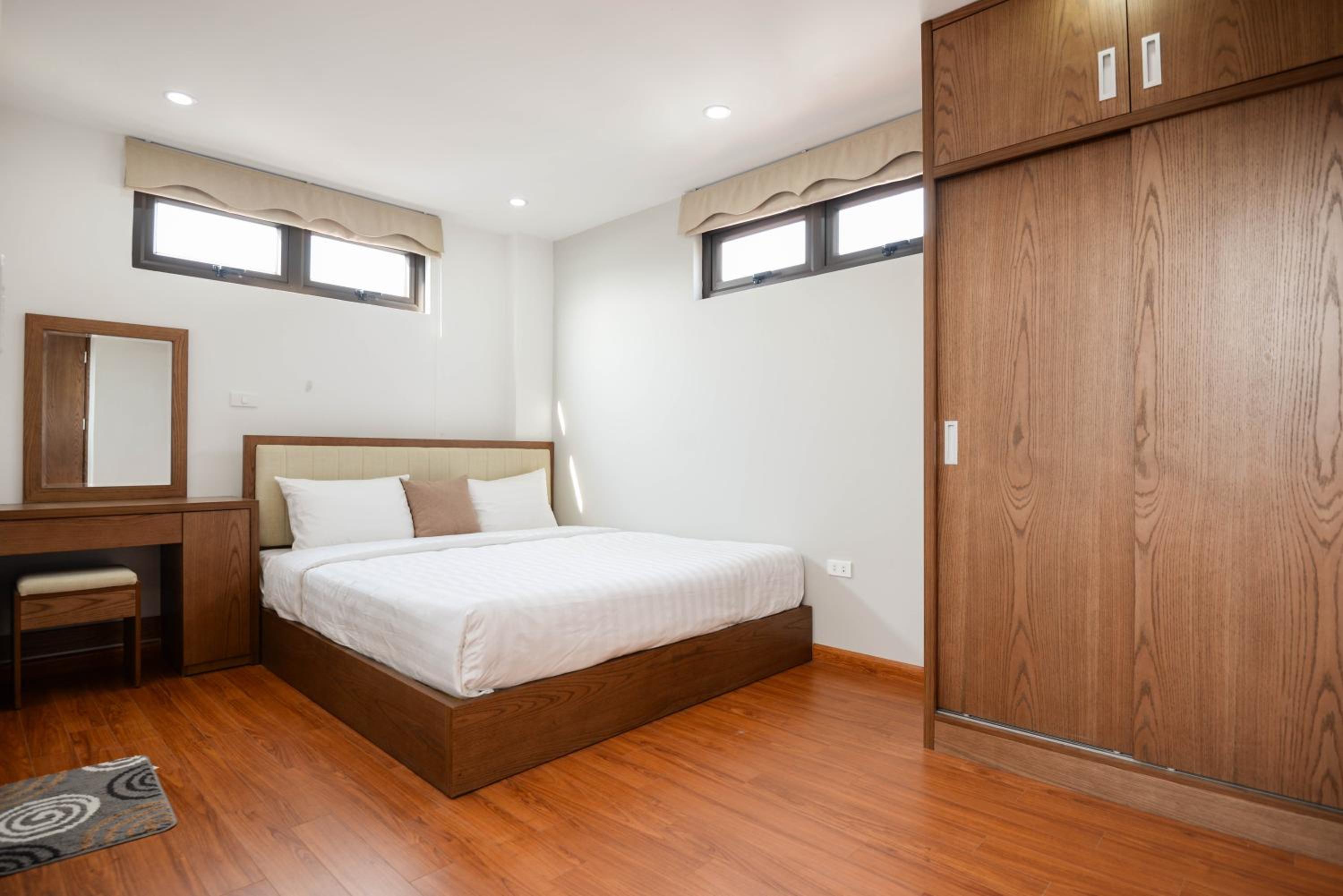 Wendy luxury apartment Linh Lang