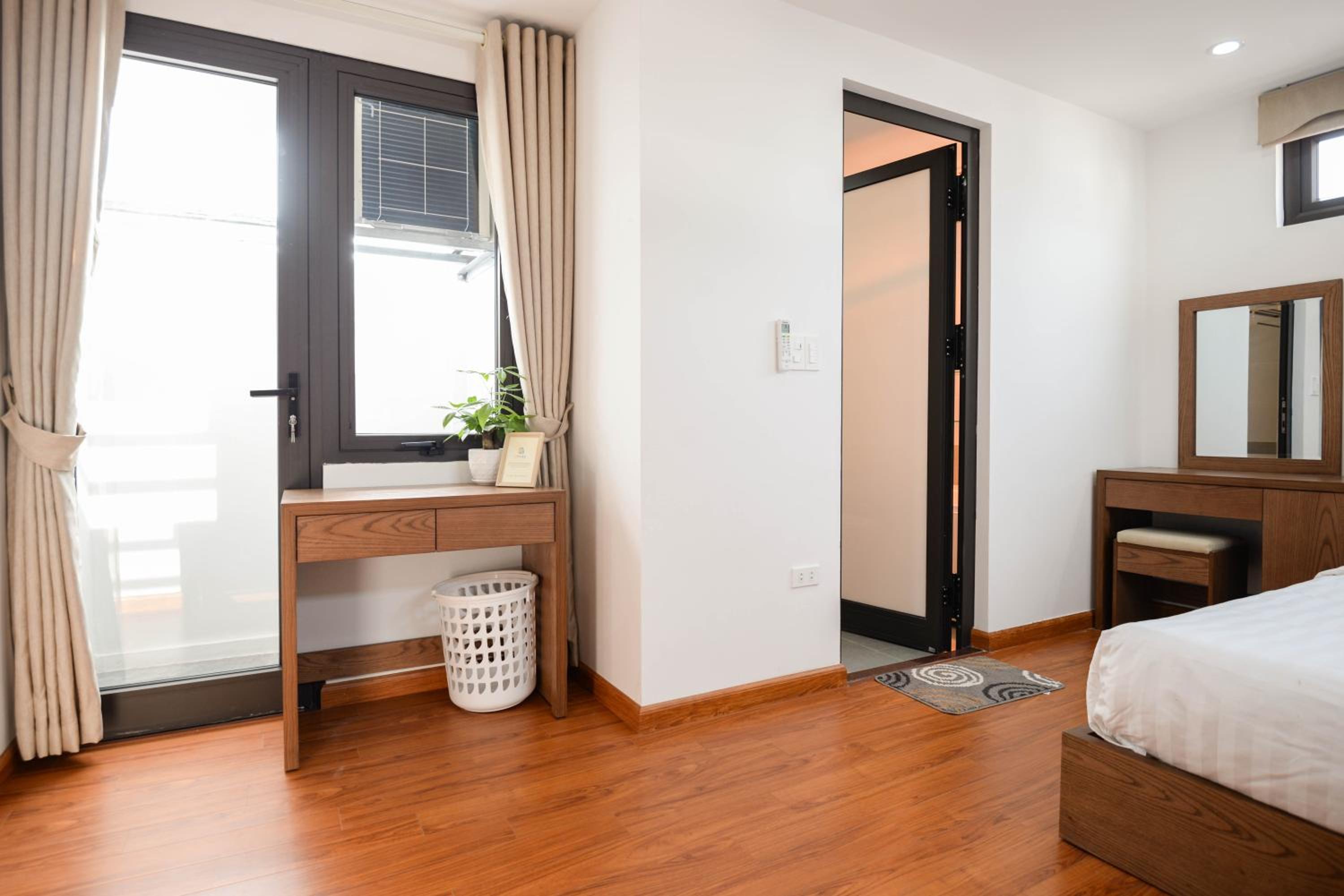 Wendy luxury apartment Linh Lang