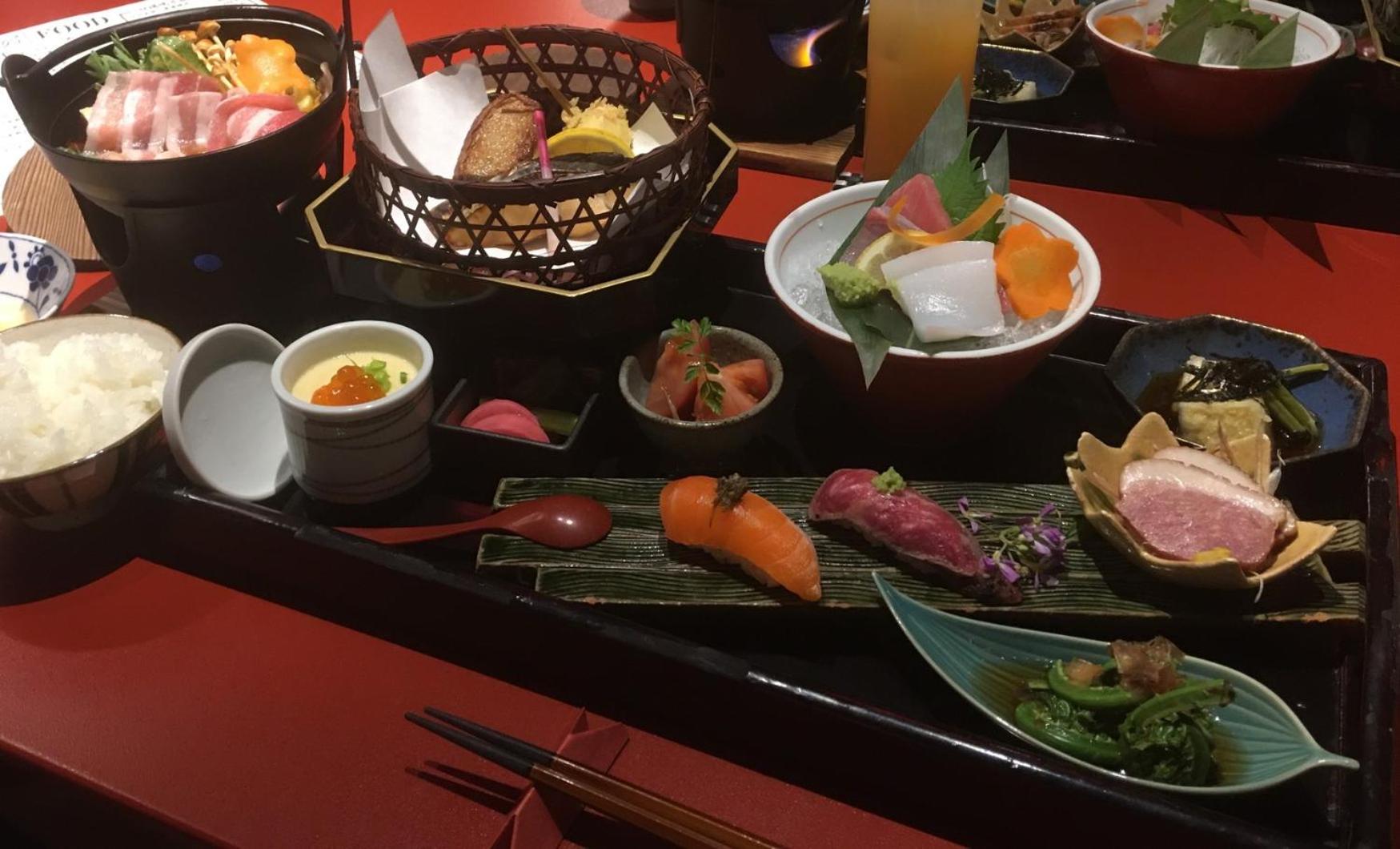 dining