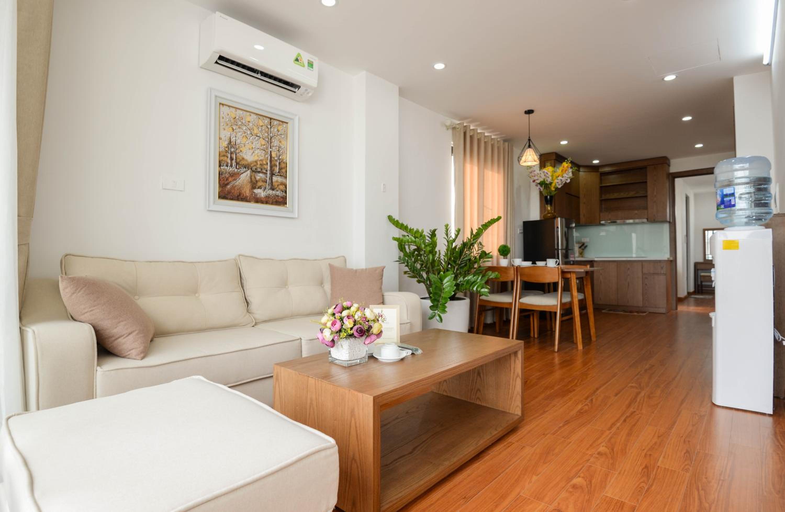 Wendy luxury apartment Linh Lang