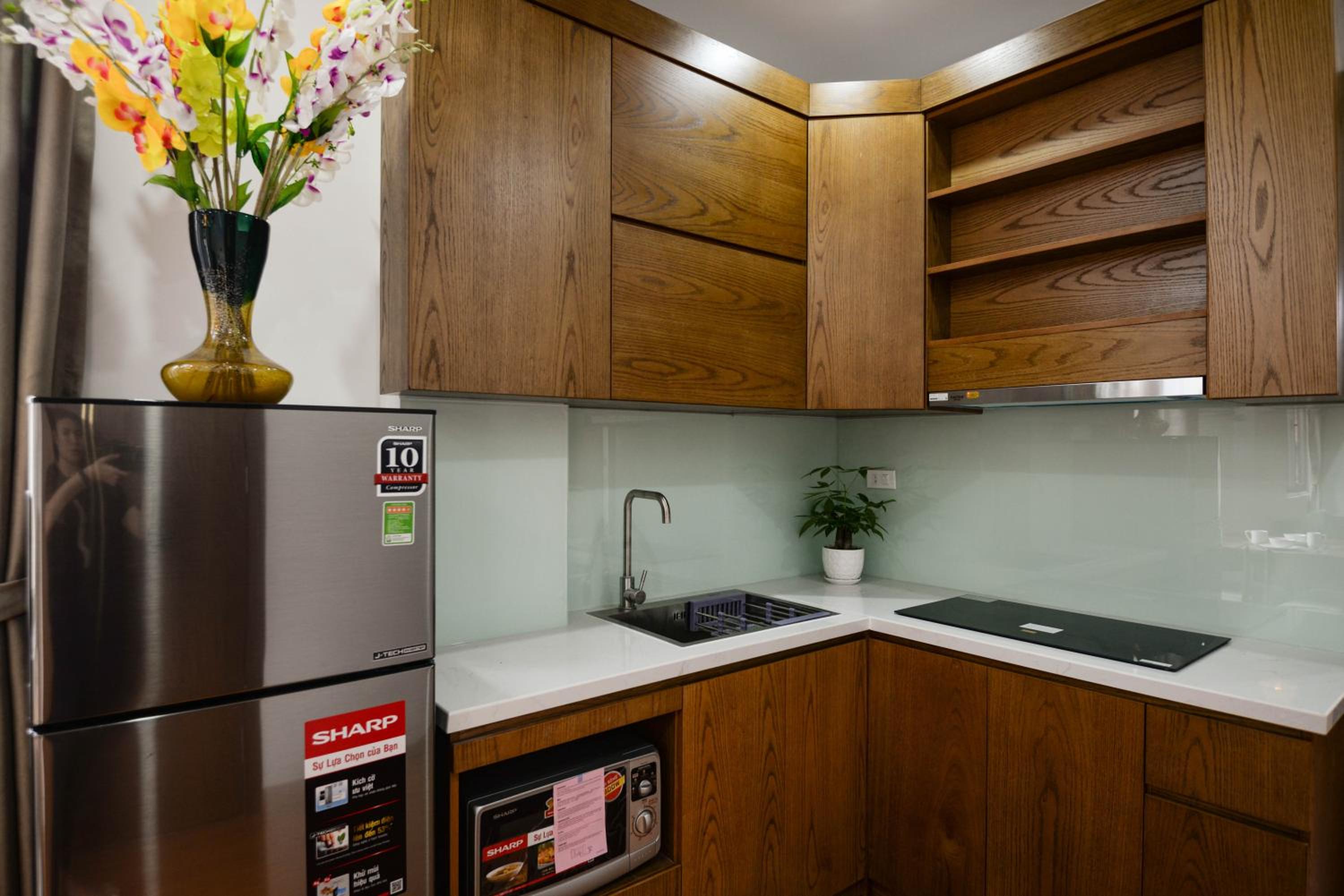 Wendy luxury apartment Linh Lang