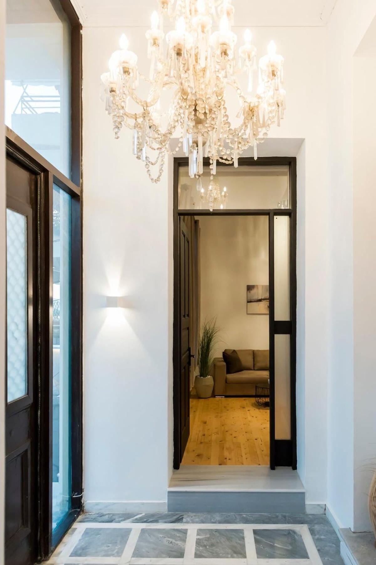 Aigli Seafront Loft-Bespoke Design Gem en Kalamata