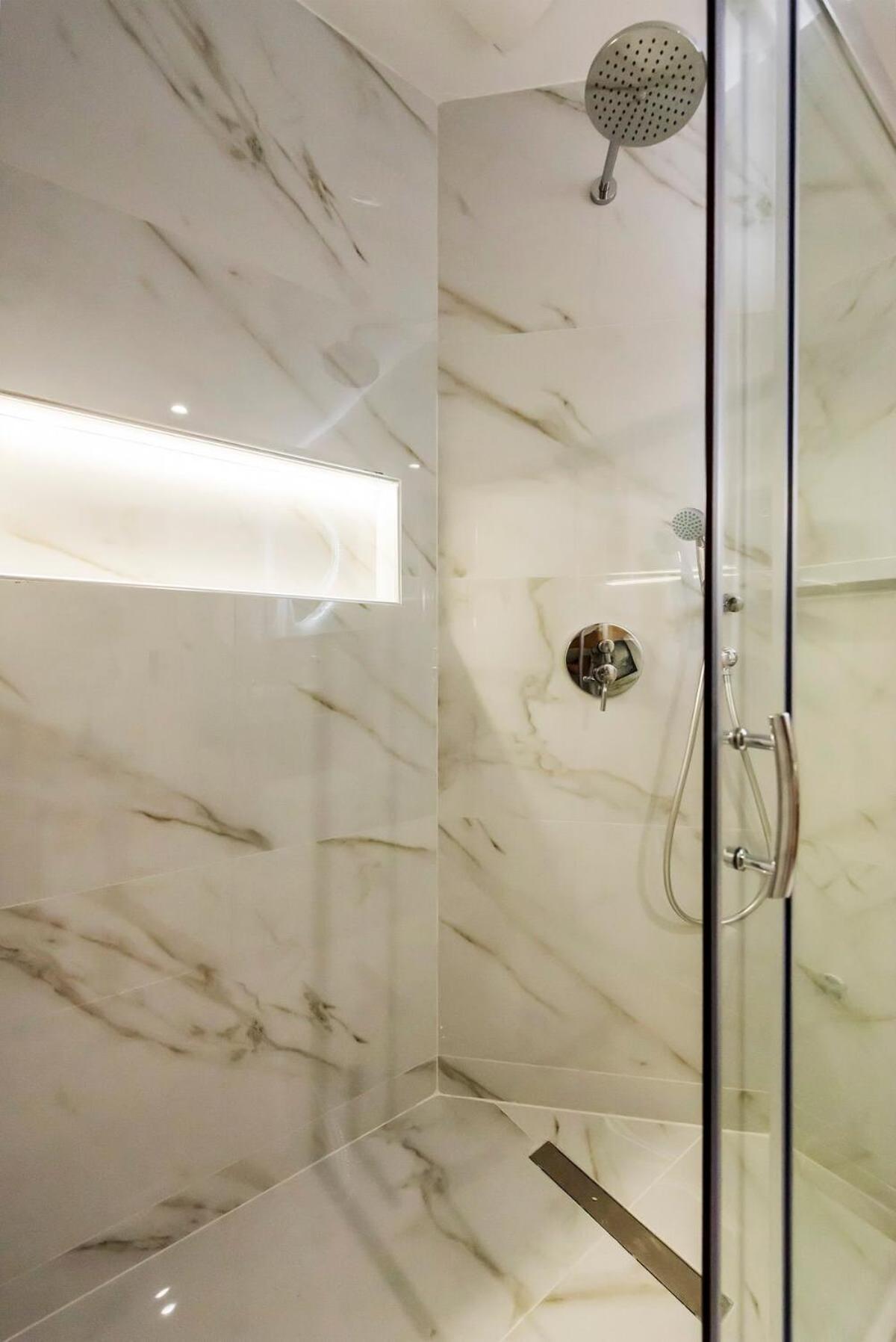 Aigli Seafront Loft-Bespoke Design Gem